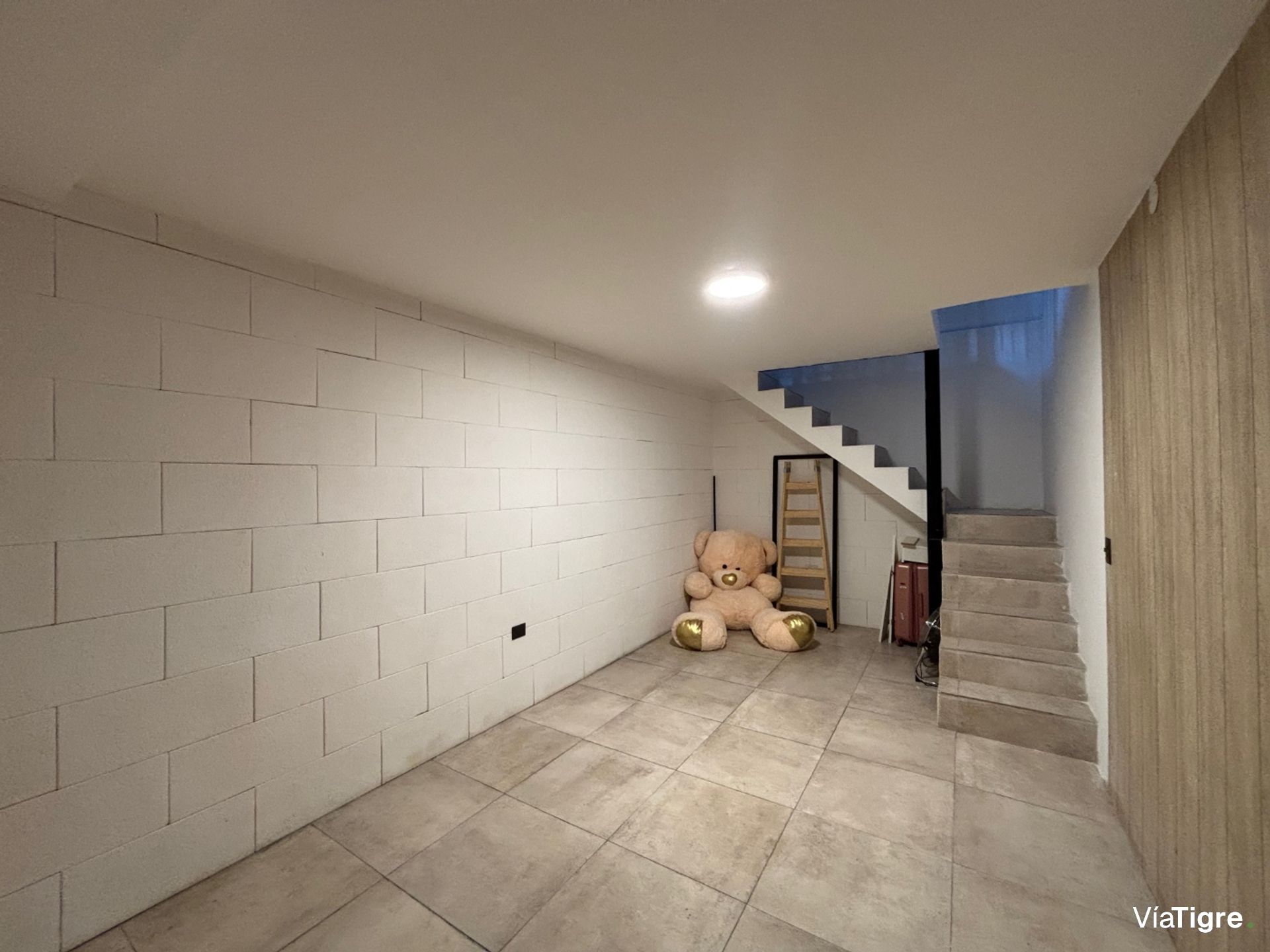 VENTA PH tipo CASA MARTINEZ 3 AMB TERRAZA PROPIA