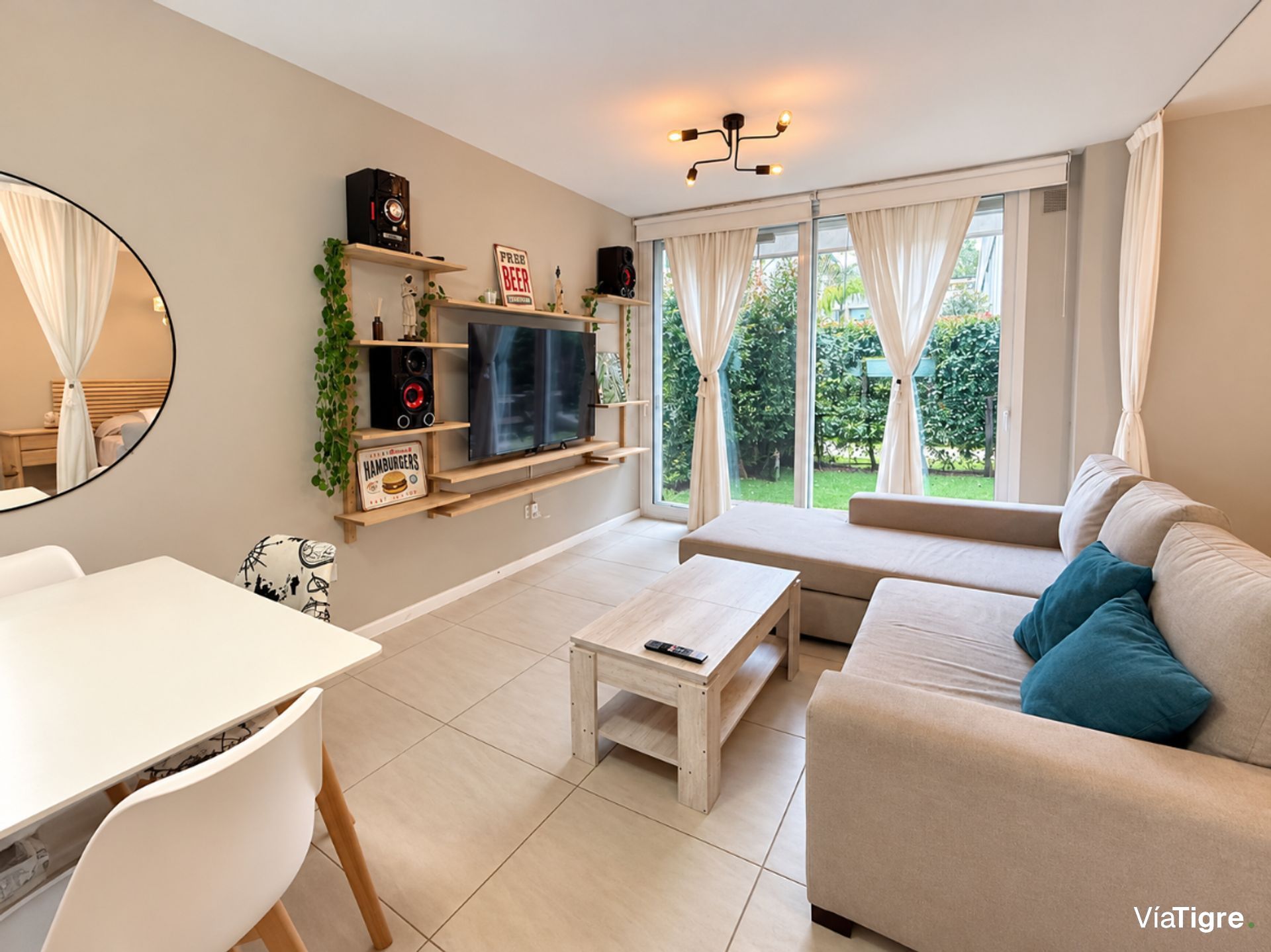 Venta Dpto 2 Amb. Jardín Y Cochera. Amoblado!