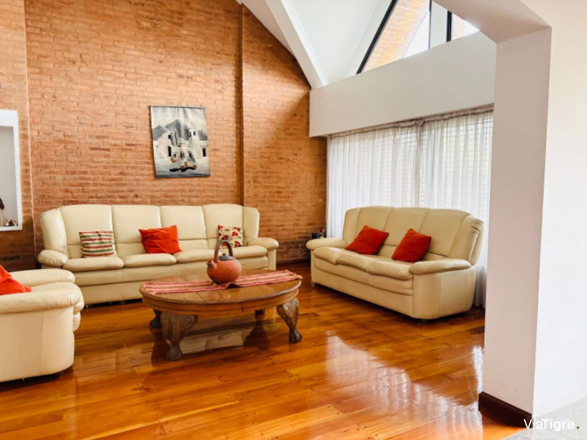 Chalet En Venta 4 Amb Con Parque Pileta Y Cocheras
