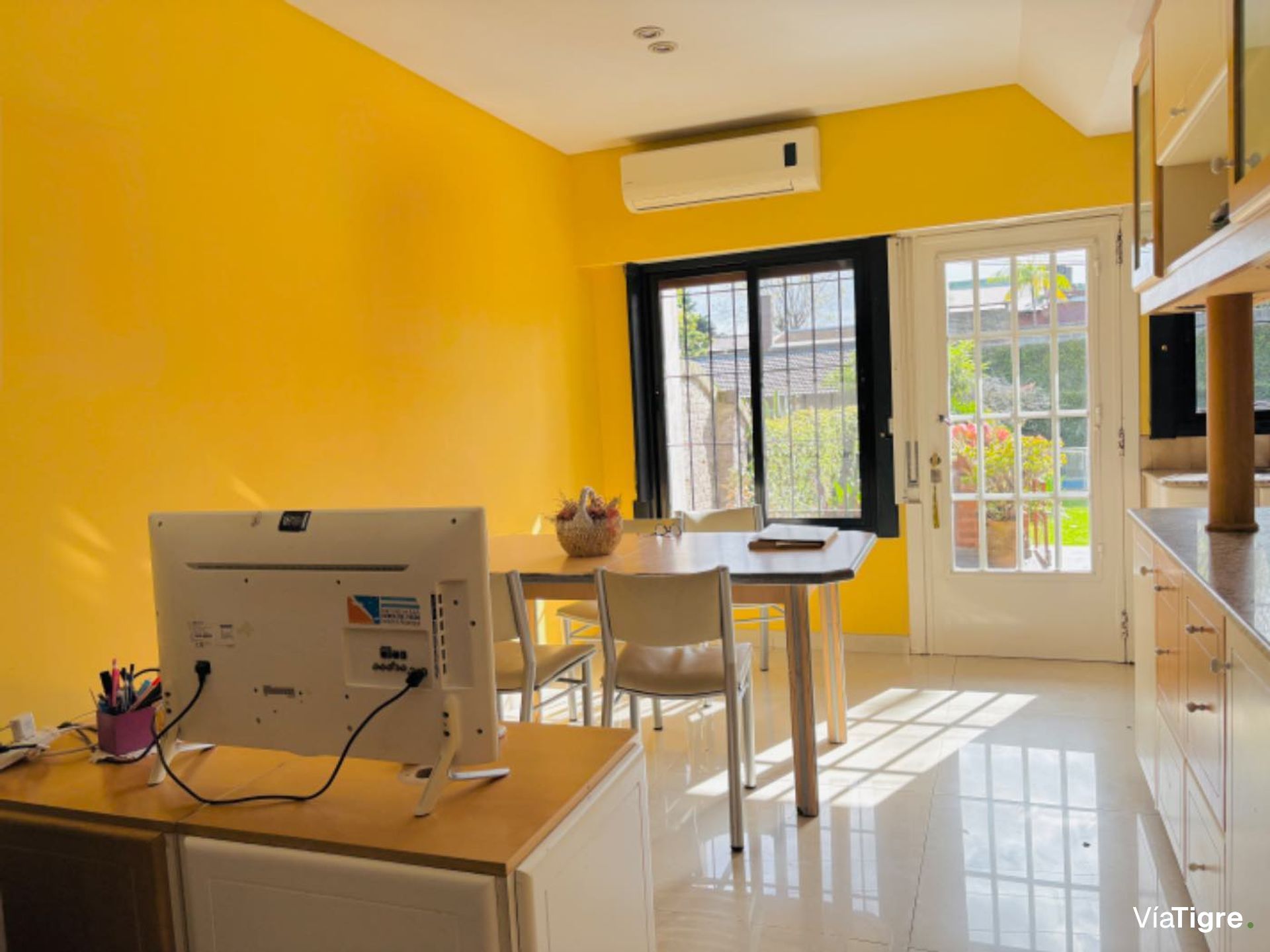 Chalet En Venta 4 Amb Con Parque Pileta Y Cocheras