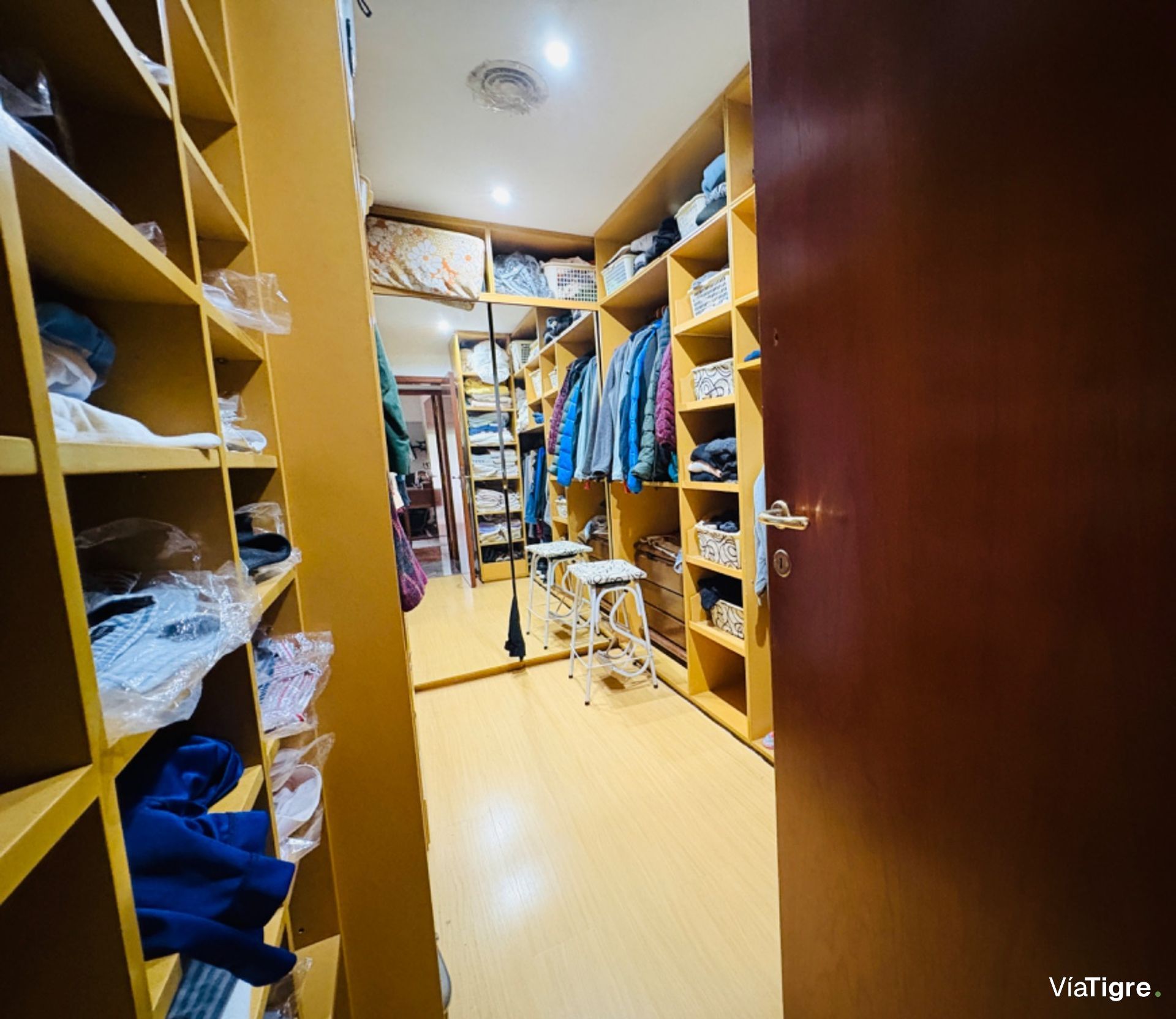 Chalet En Venta 4 Amb Con Parque Pileta Y Cocheras
