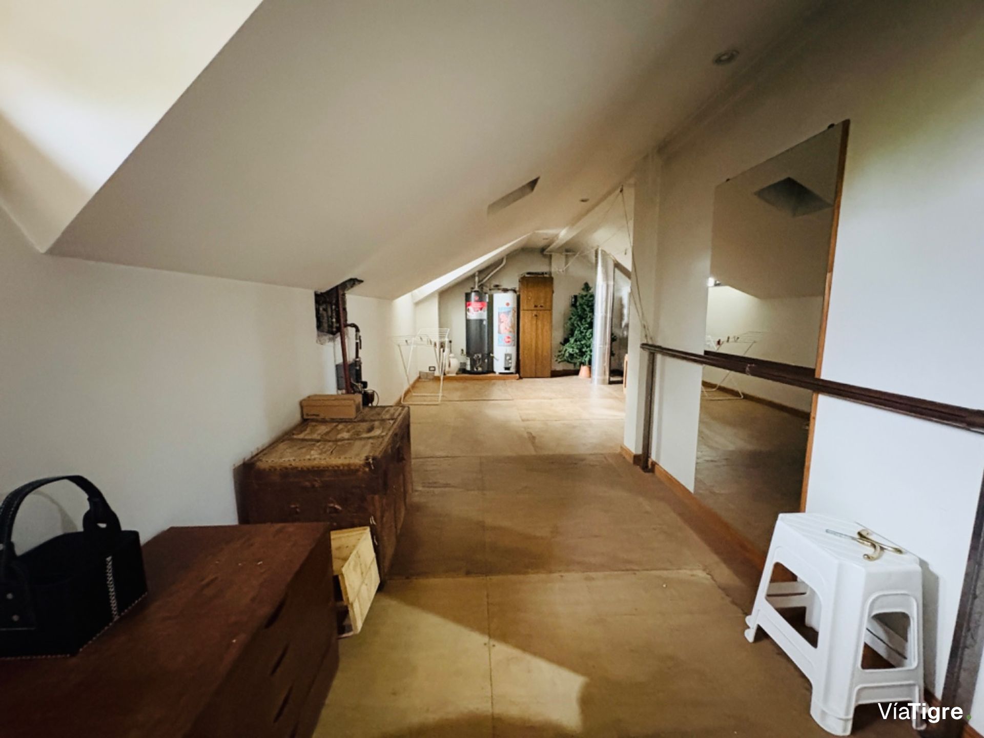 Chalet En Venta 4 Amb Con Parque Pileta Y Cocheras