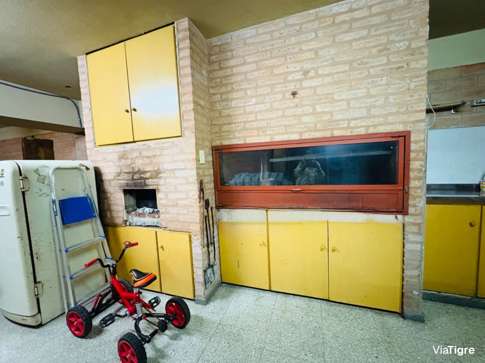Chalet En Venta 4 Amb Con Parque Pileta Y Cocheras