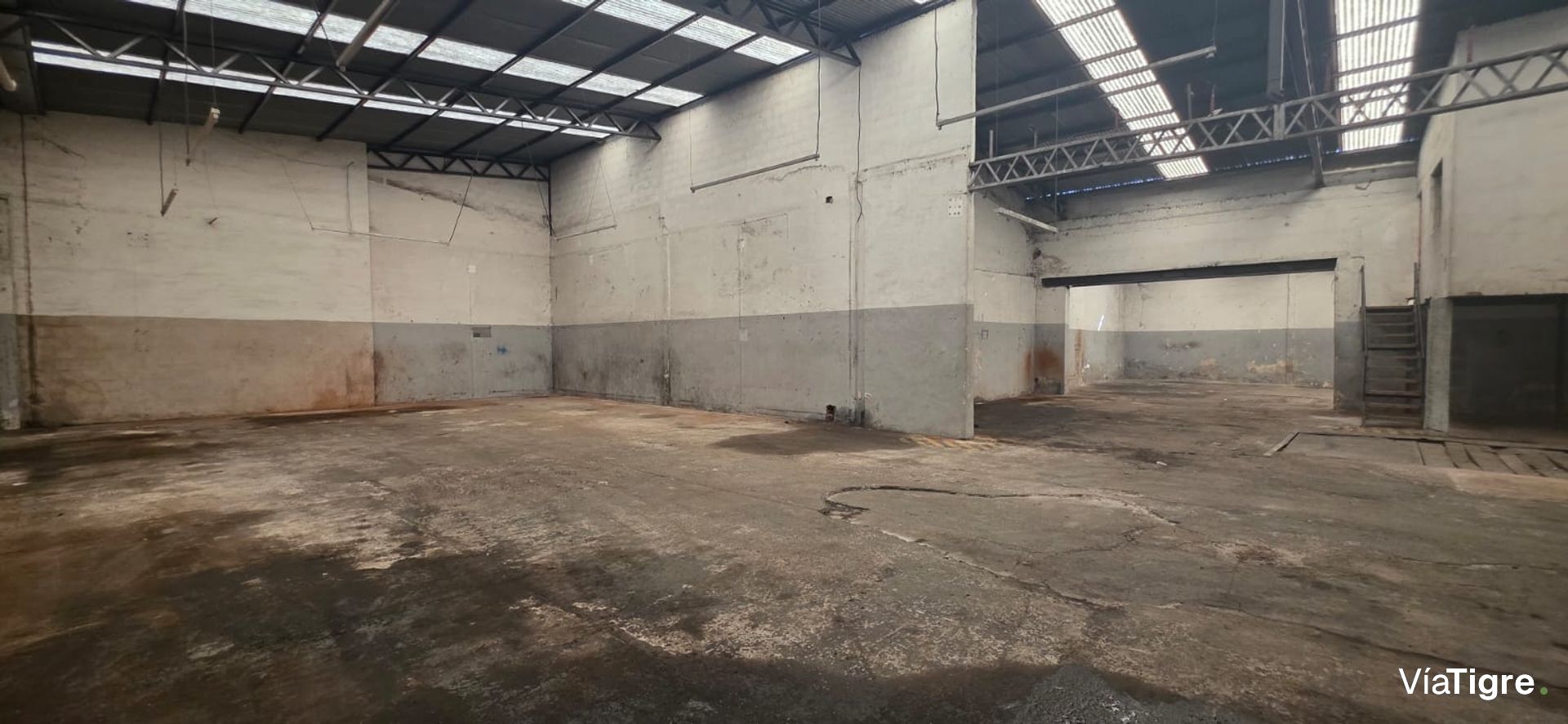 Depósito Industrial En Alquiler Carupa