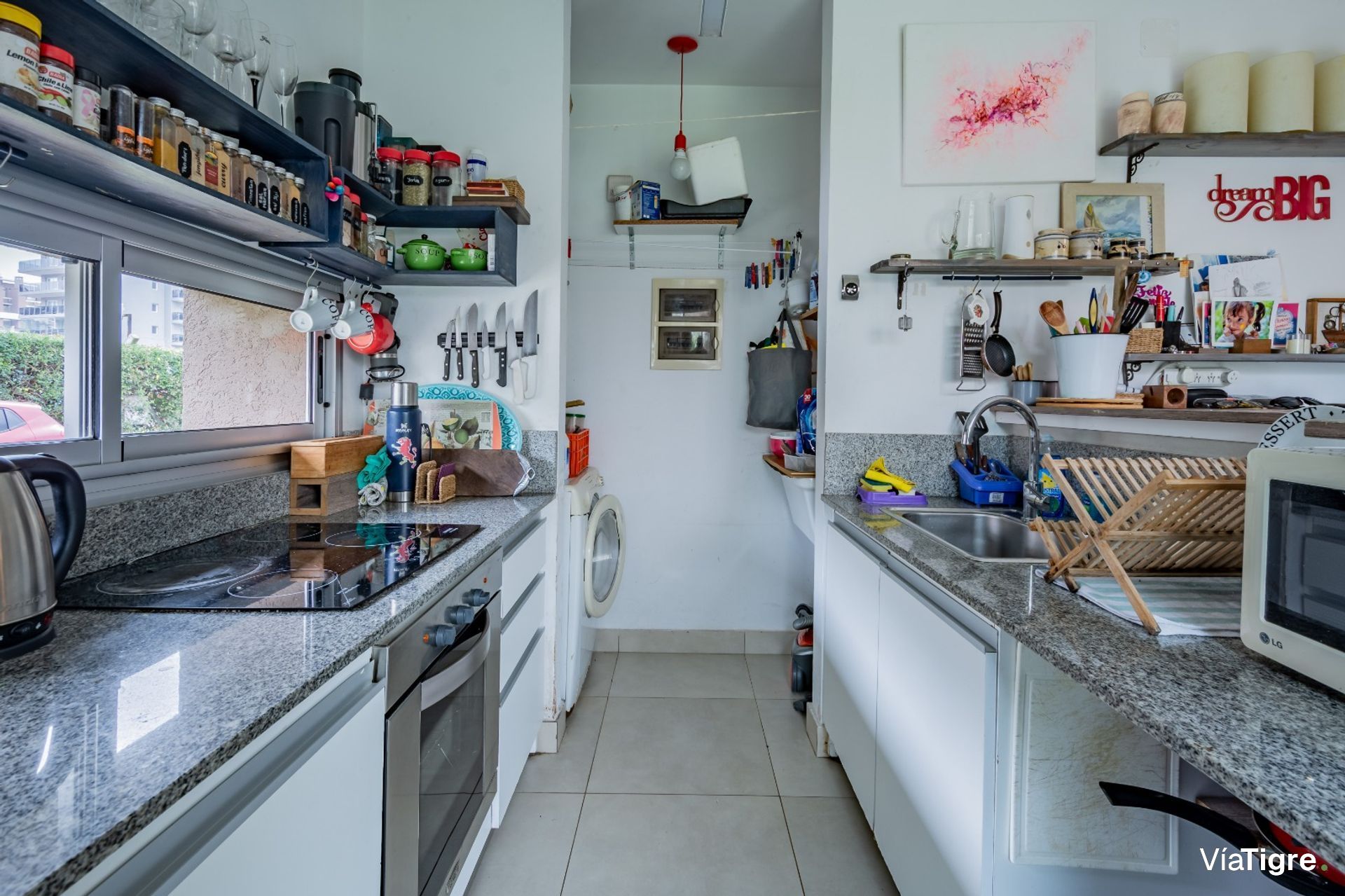 Venta Departamento 3 Ambientes Con Jardín. Cochera