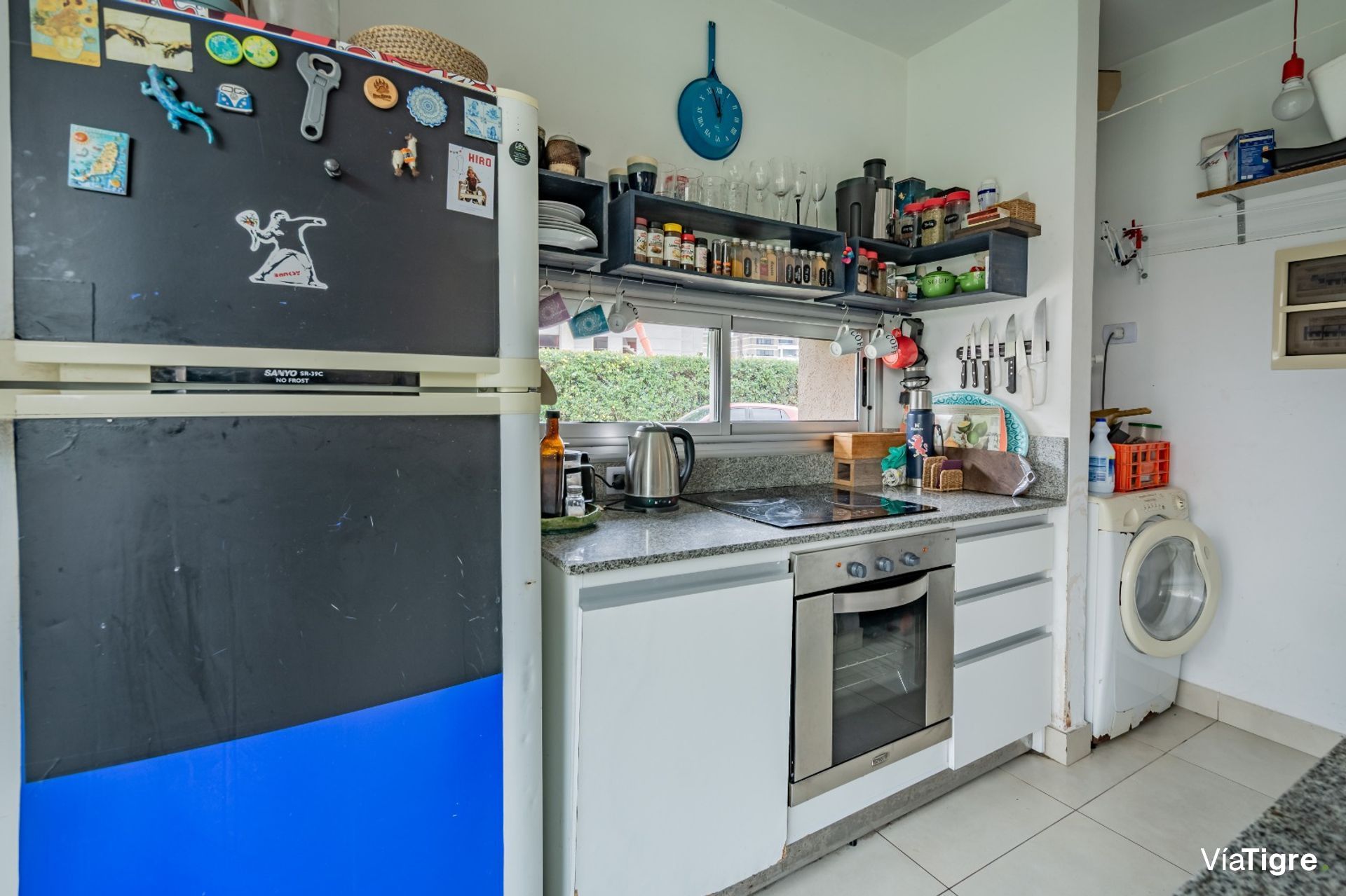 Venta Departamento 3 Ambientes Con Jardín. Cochera