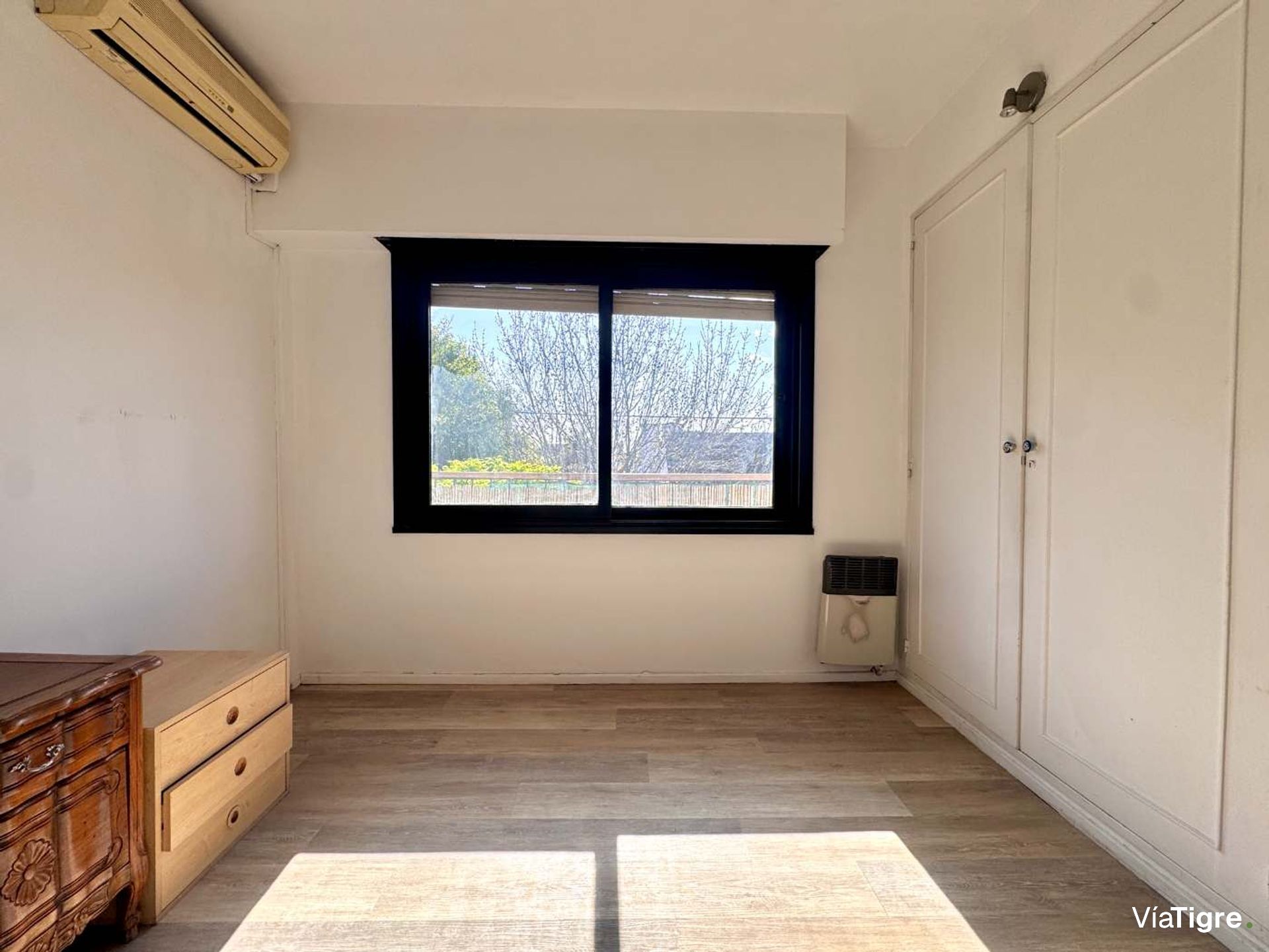 3 Ambientes con Balcón y Parrilla, Plaza Martínez