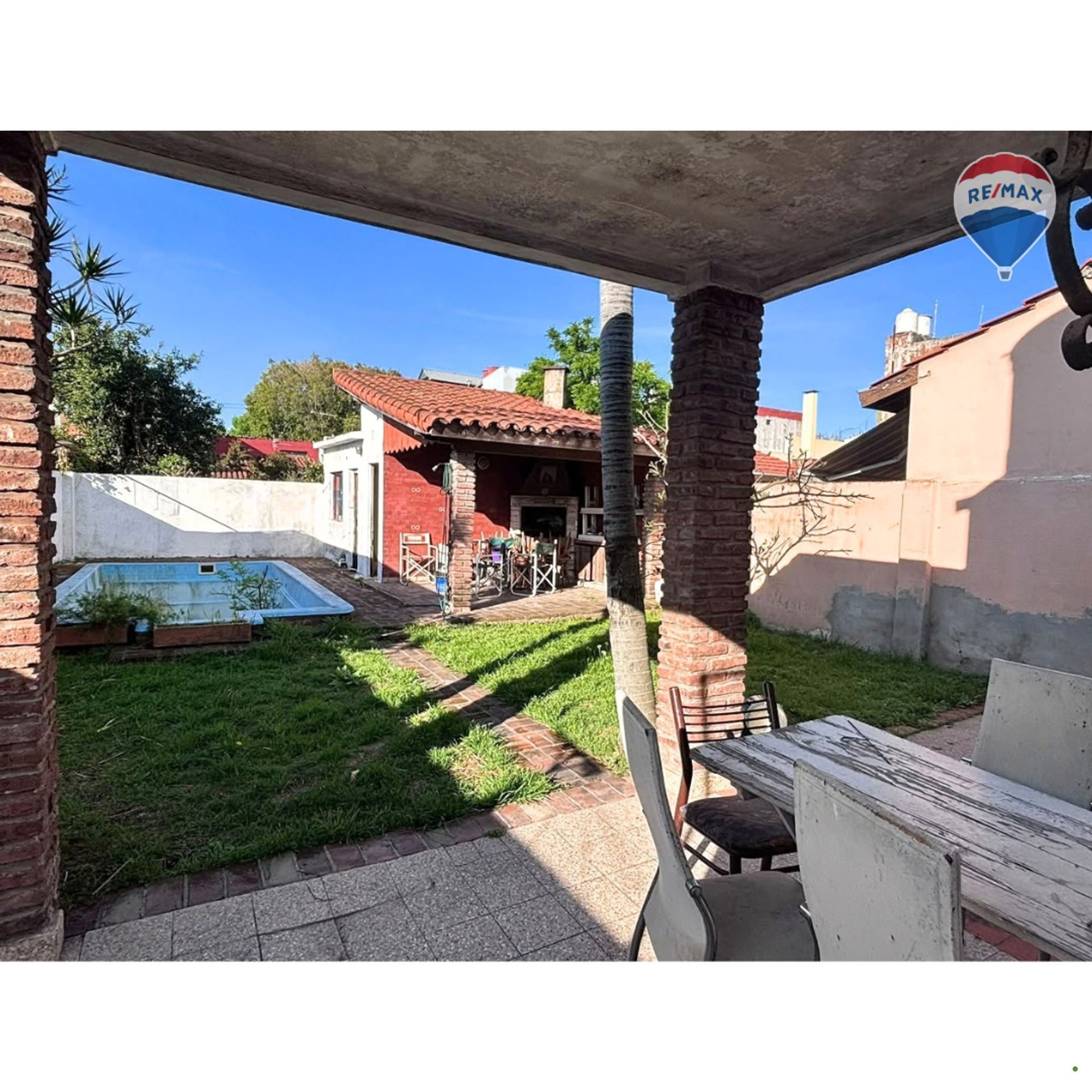 Venta Casa 4 amb en Carapachay. Jardín. Parrilla