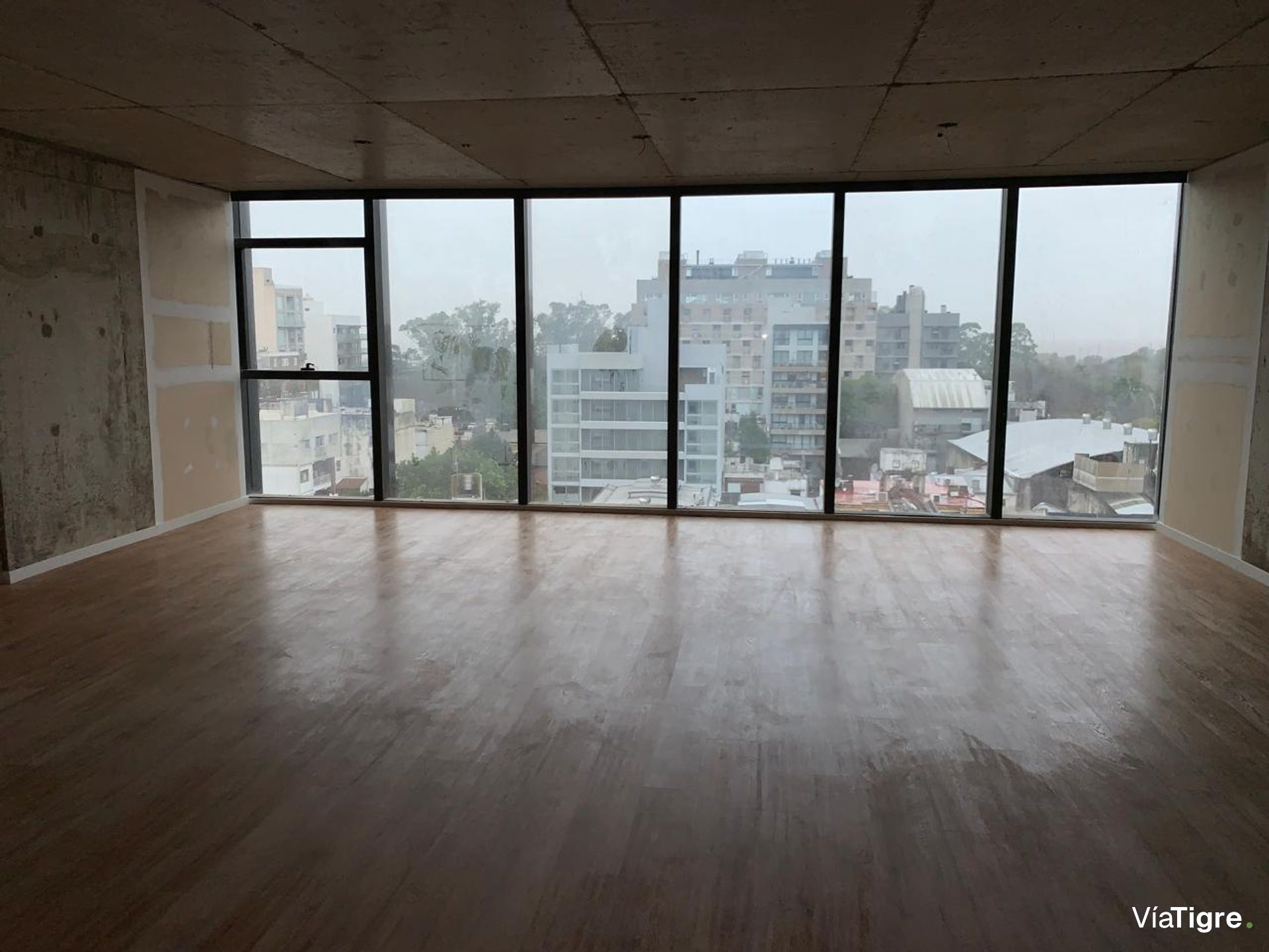 Oficina Premium Nuevo Frente Vista al Rio Cocheras