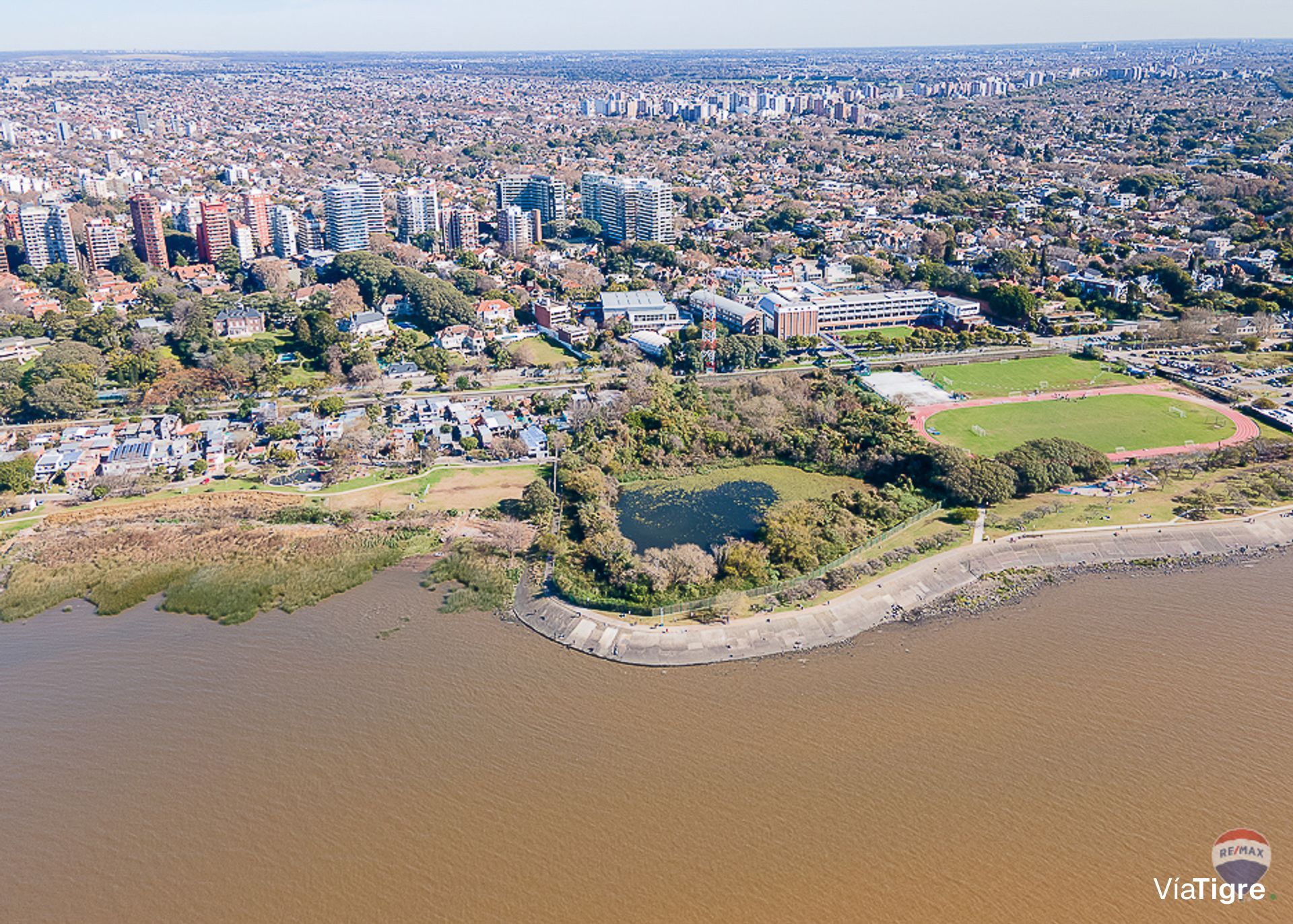 Espectacular Piso De Lujo Vista Al Río 2 Cocheras