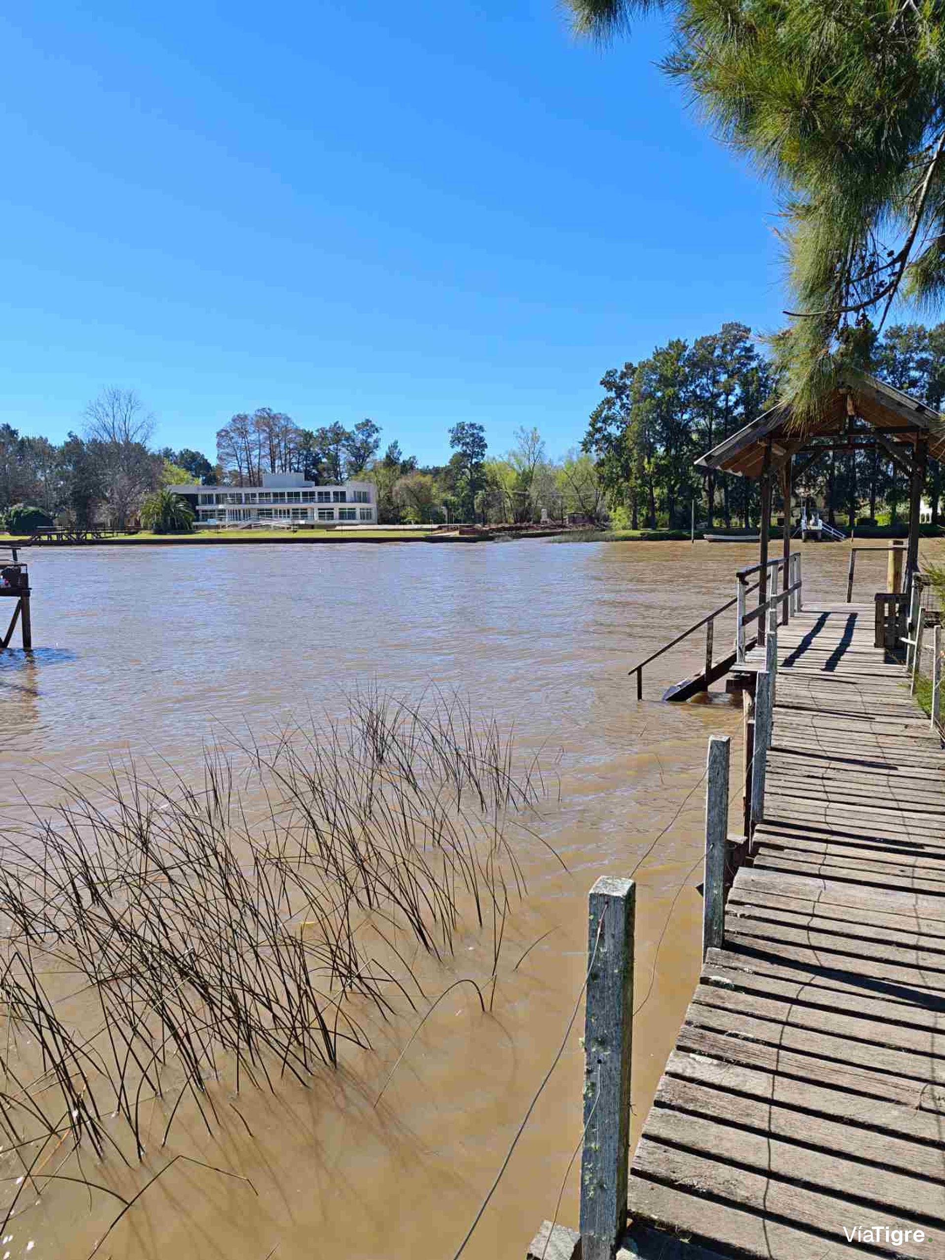 Venta casa en el Delta c/muelle s/Rio Capitán