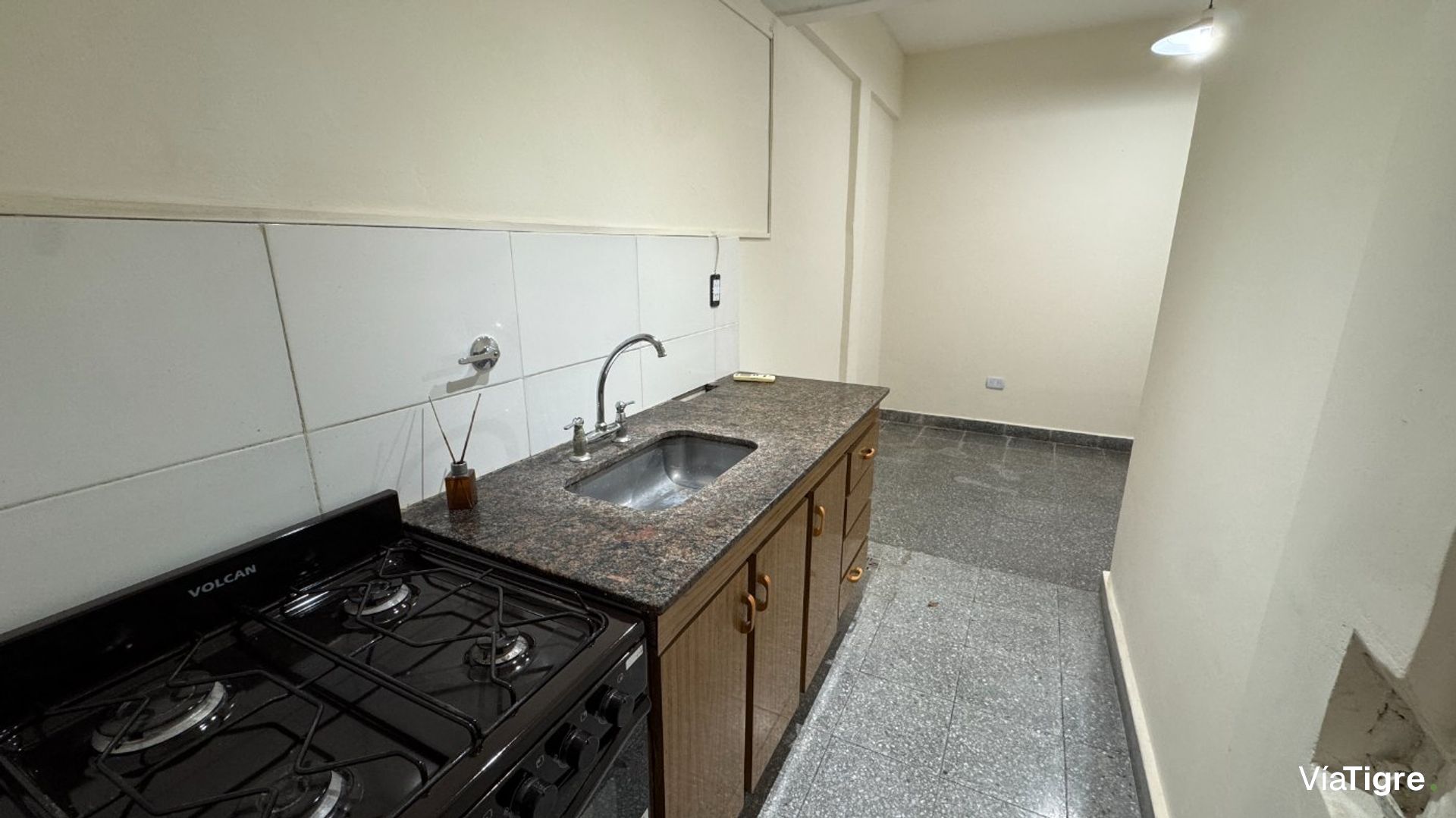 Alquiler Depto 2 Ambientes Con Patio Y Terraza