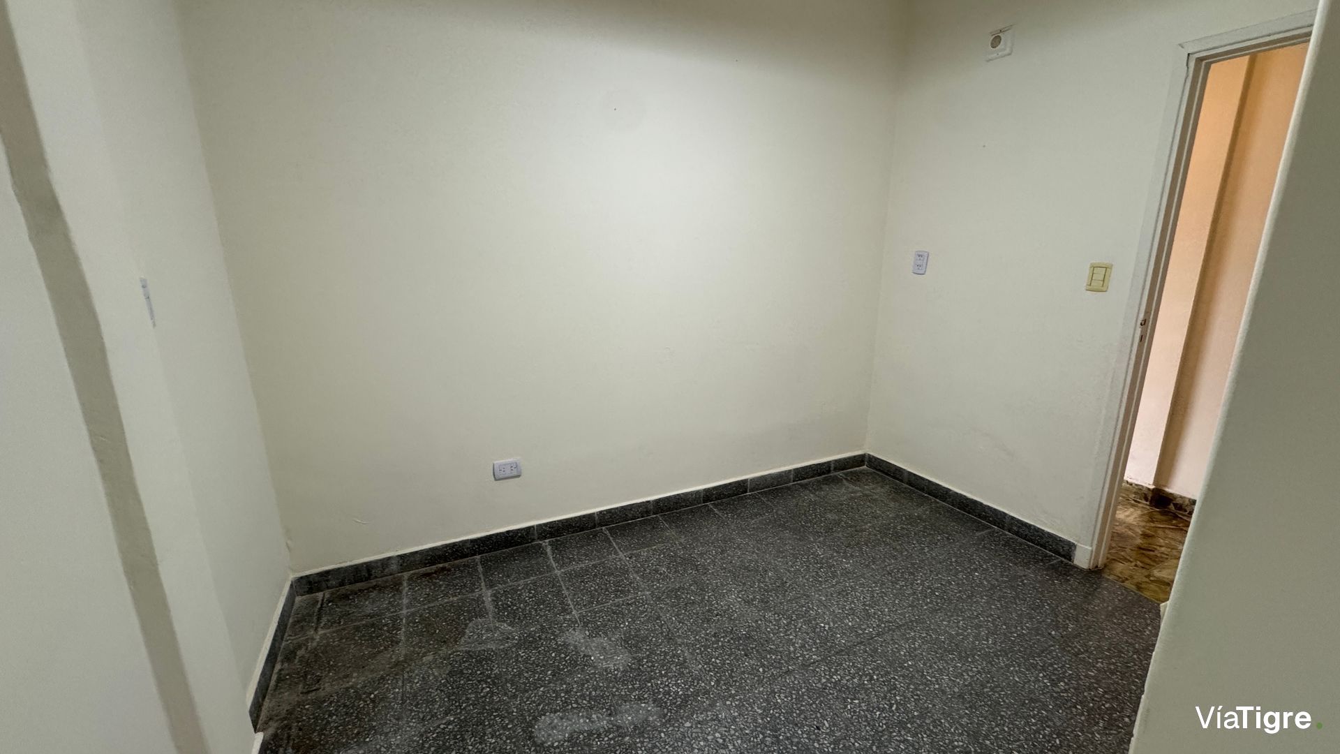Alquiler Depto 2 Ambientes Con Patio Y Terraza