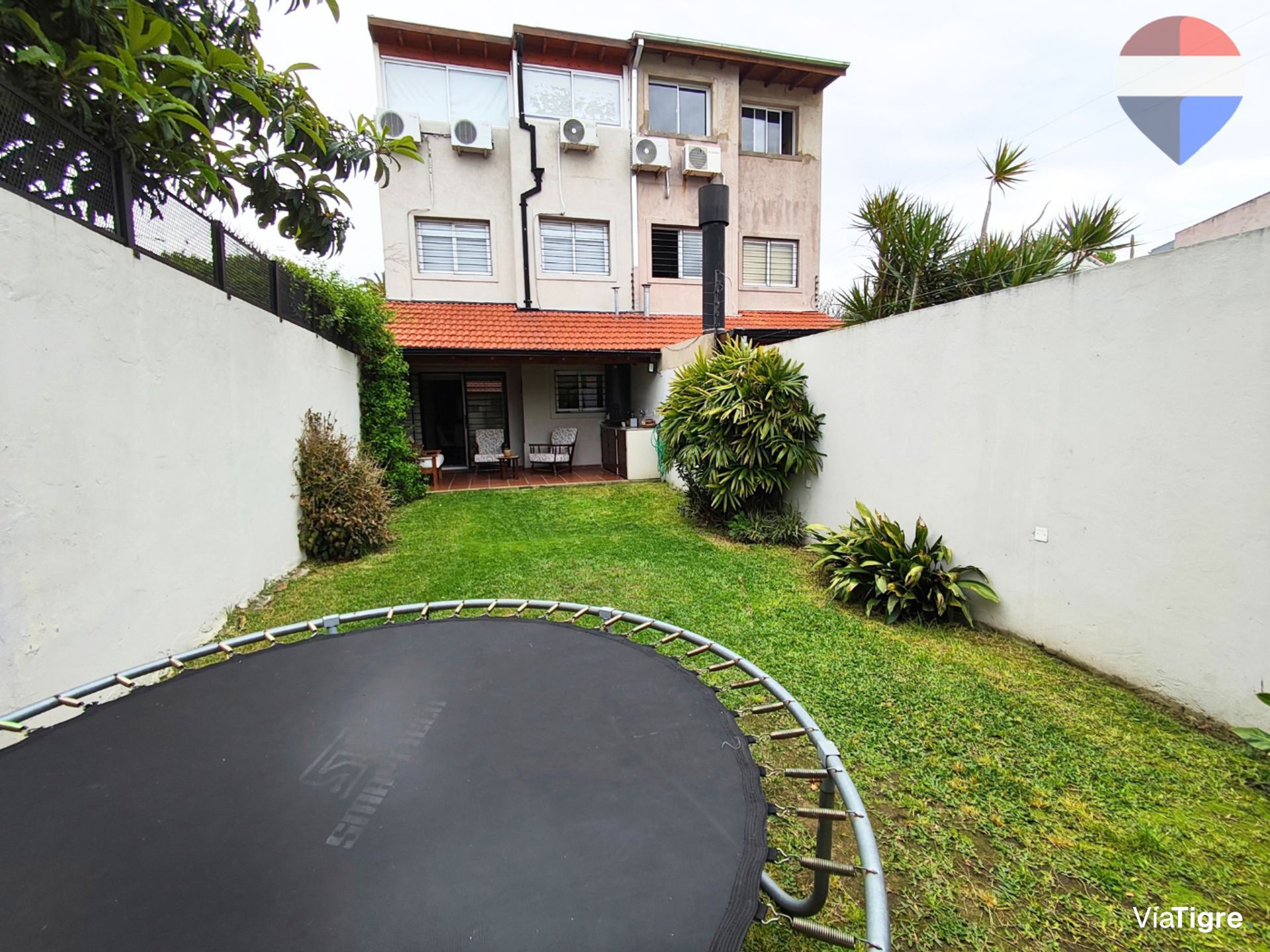 Ventan casa duplex 5 amb parque garage 4 autos