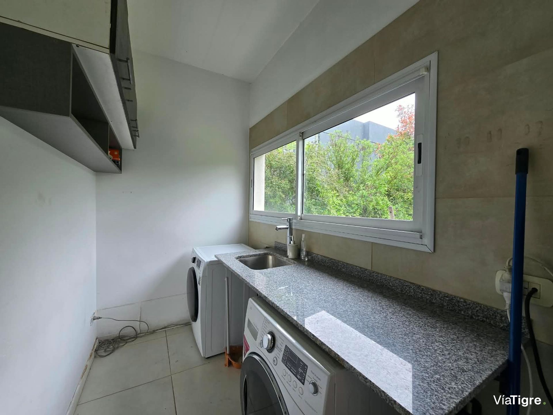 Venta De Casa En Barrio Santa Teresa-Lote Interno