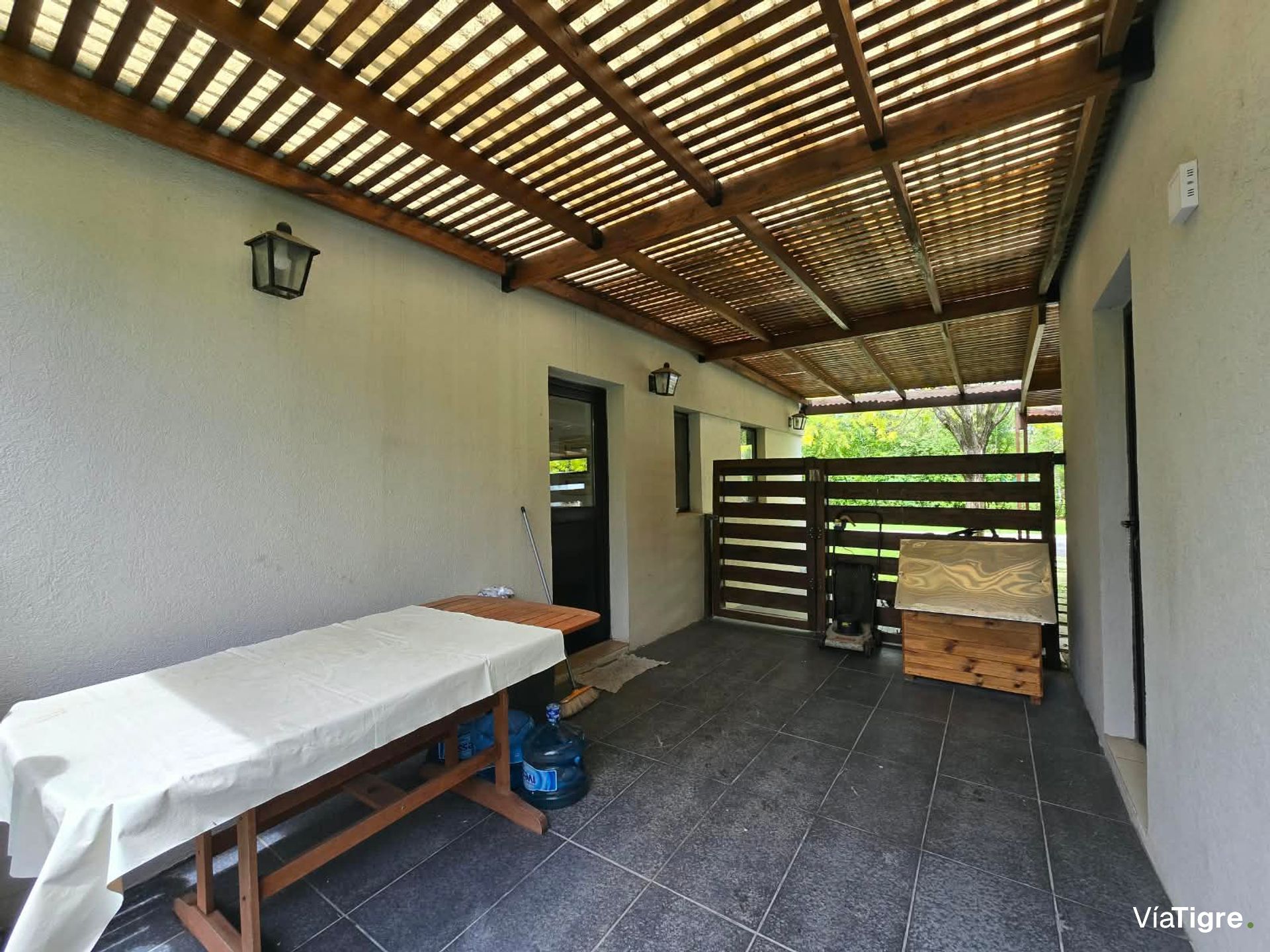 Venta De Casa En Barrio Santa Teresa-Lote Interno