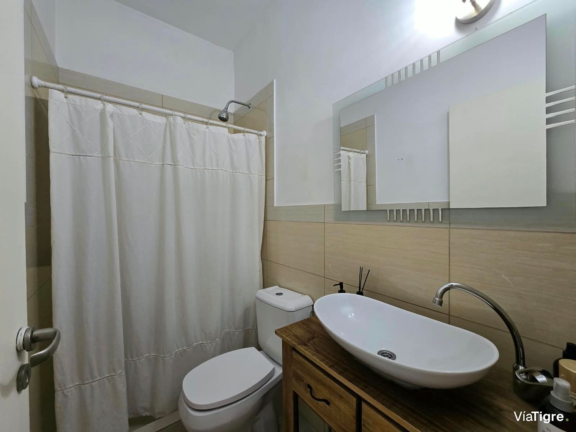 Venta De Casa En Barrio Santa Teresa-Lote Interno