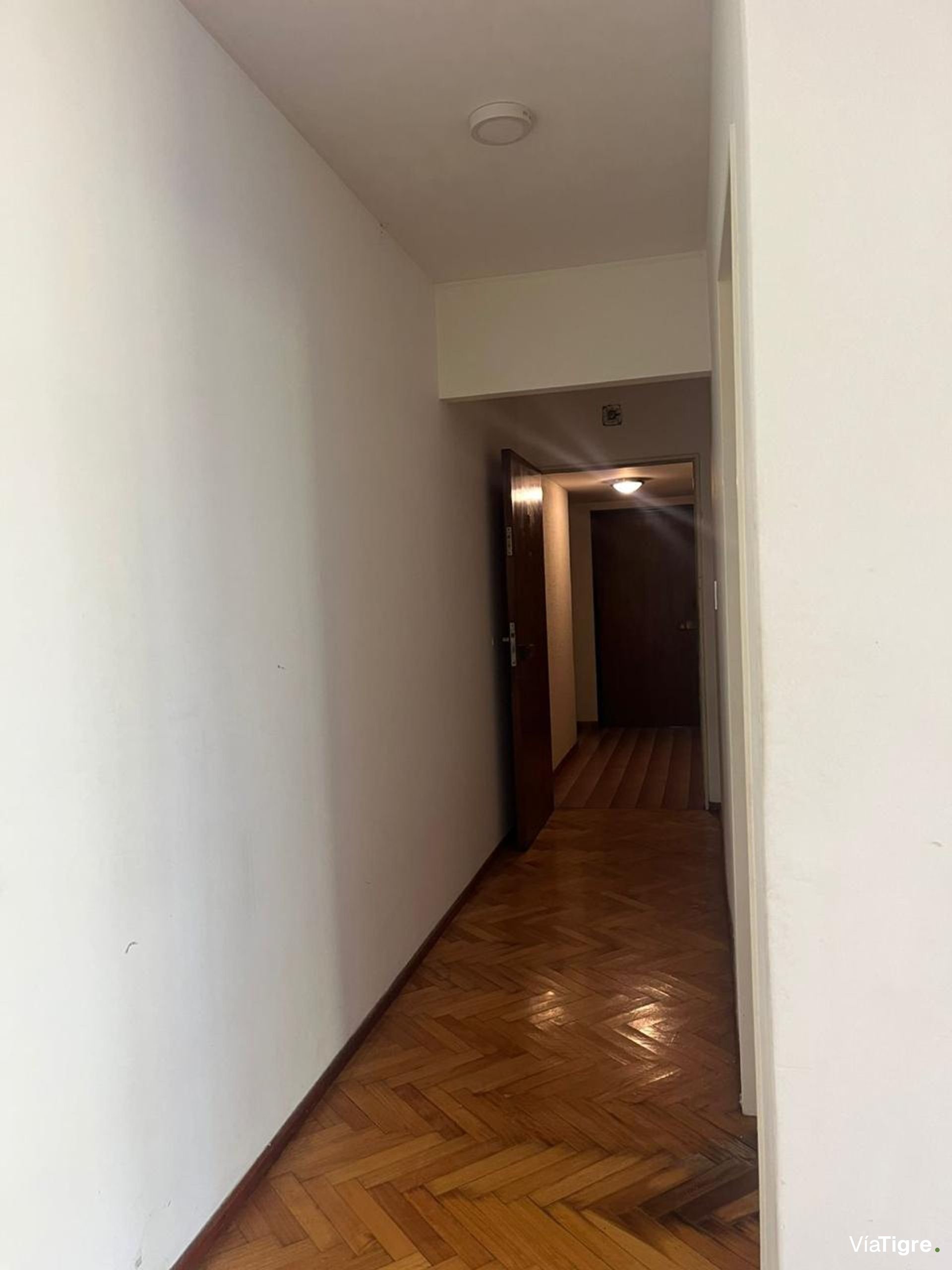 Depto 2 amb con balcón