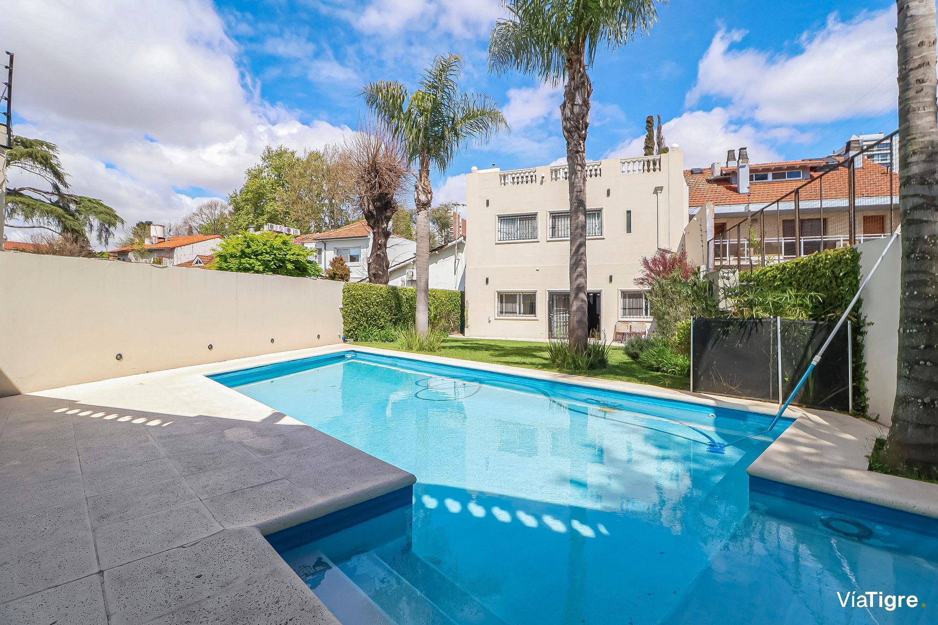 Casa en venta Vicente López con Pileta Quincho