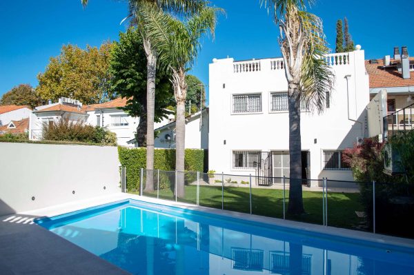 House for sale in Vicente López with Pool Barbecue Area