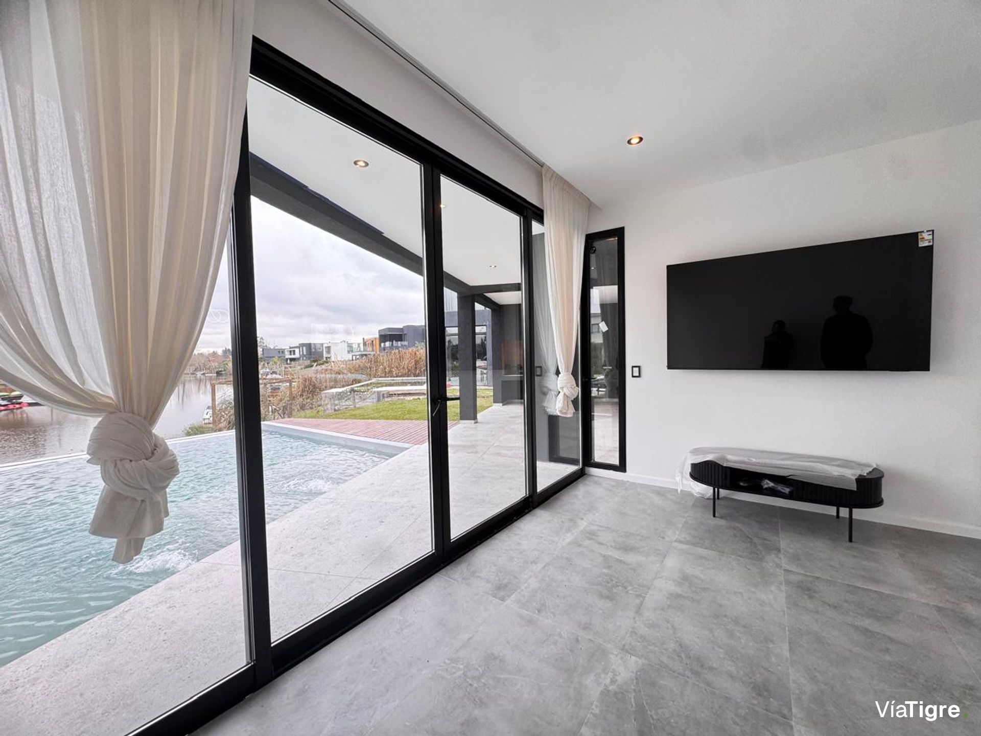 casa salida al rio muelle barrio privado canal