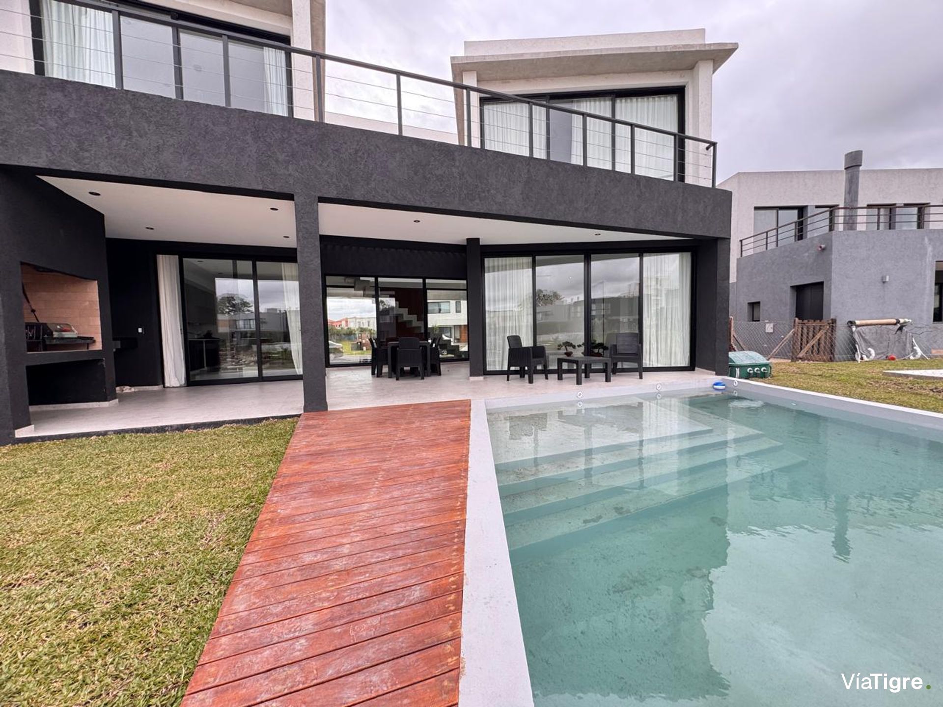 casa salida al rio muelle barrio privado canal