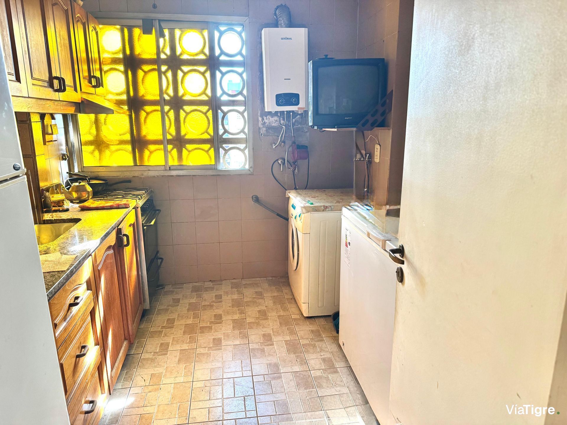 Venta 4 Ambientes 2 baños, Balcon Cochera Martinez