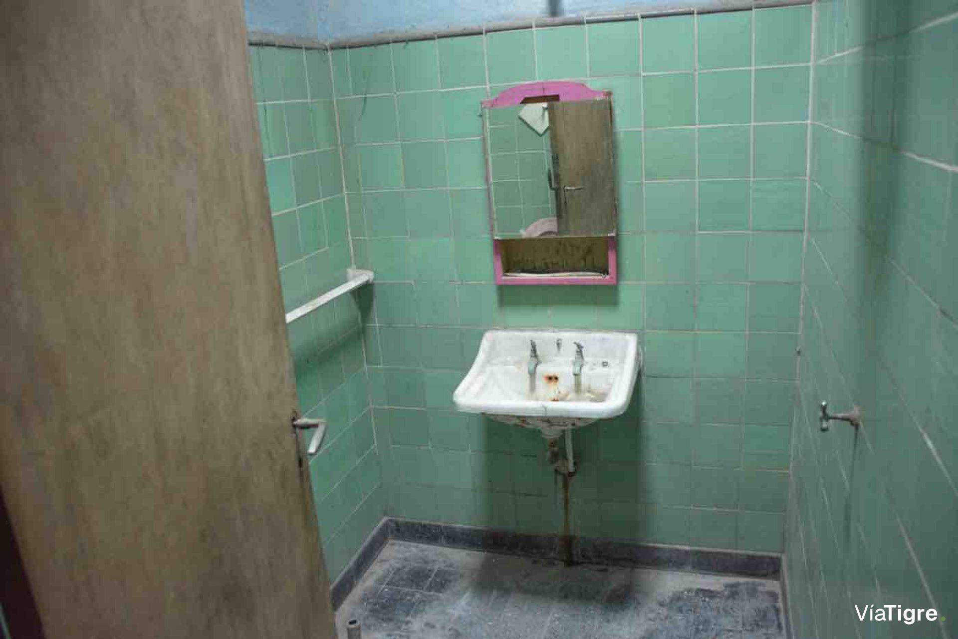 Venta Ph Al Frente 145M2 A Remodelar-Florida Oeste