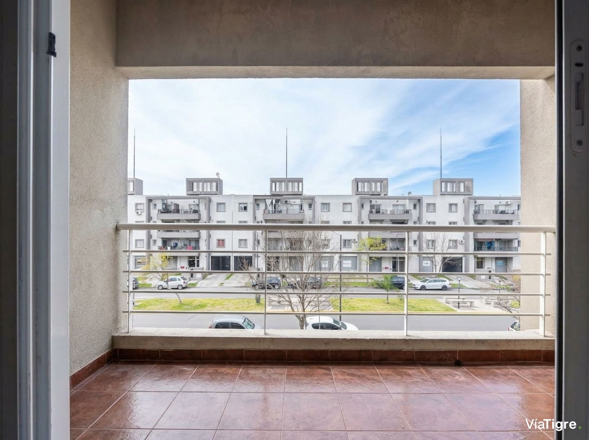 DEPTO 3 amb. en Venta REMEROS DUT TIGRE C/cochera