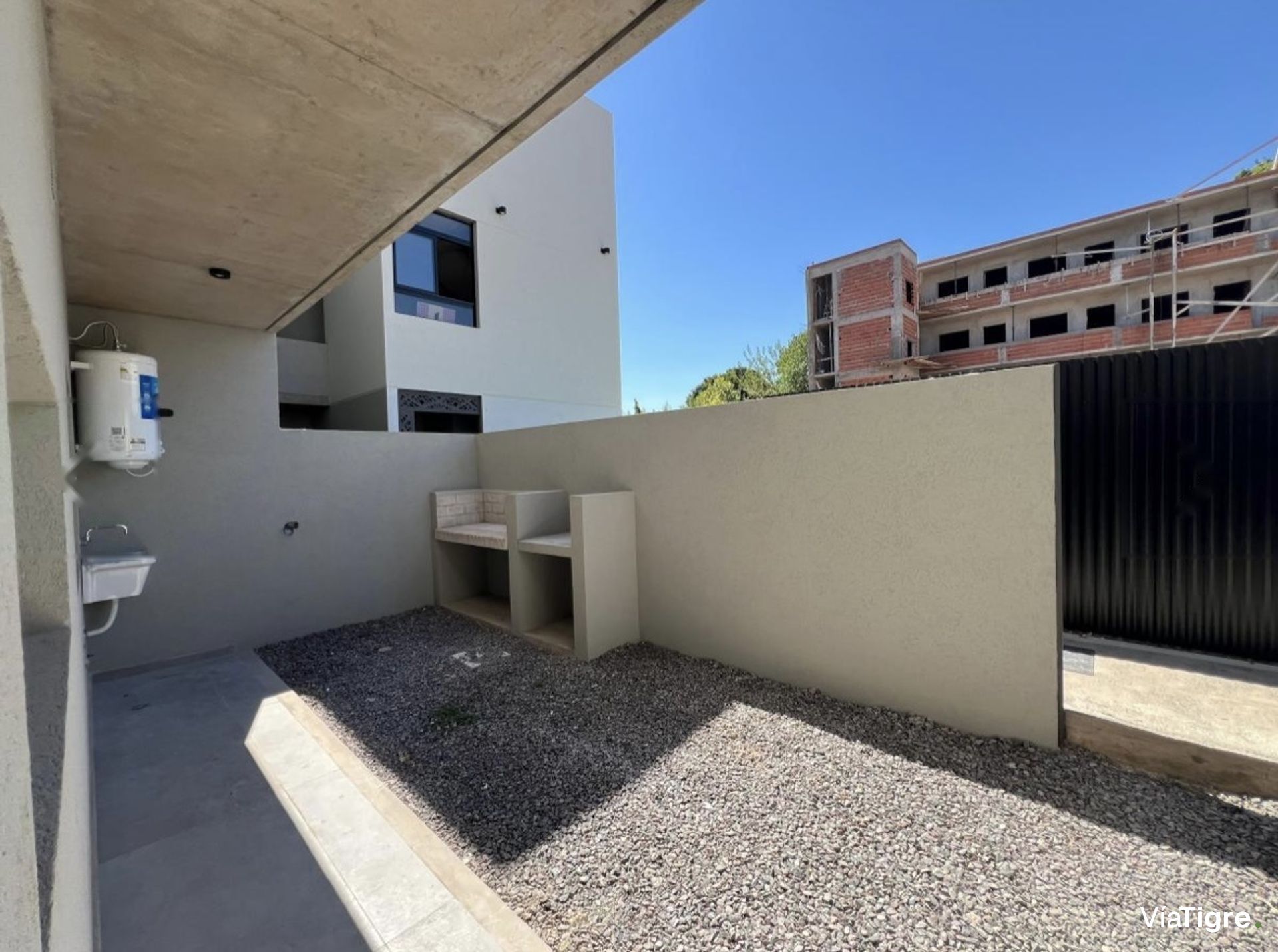 Depto 3 Amb En Venta, Don Torcuato - Amenities