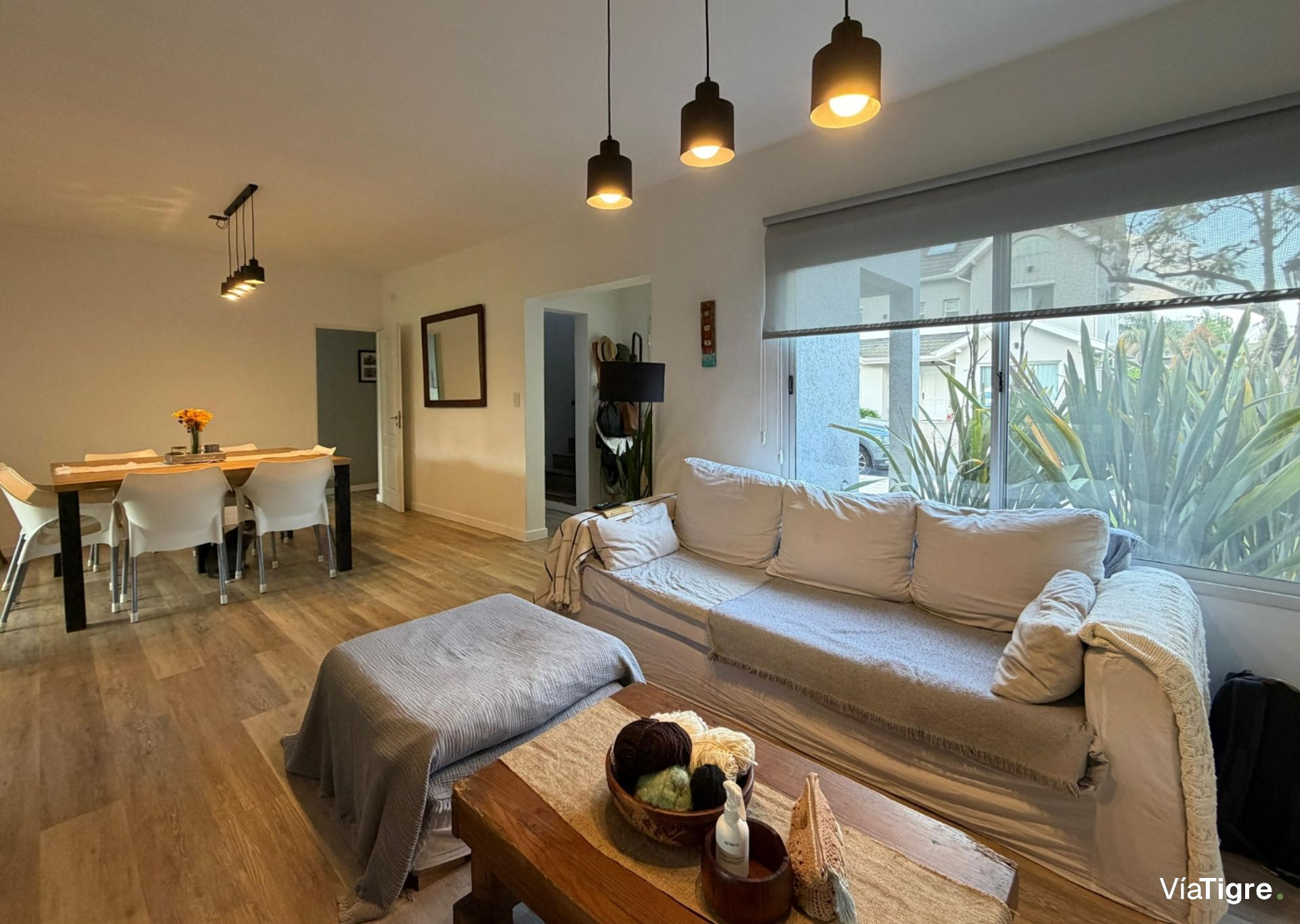 Venta Casa De 5 Ambientes En Barrio Los Ceibos