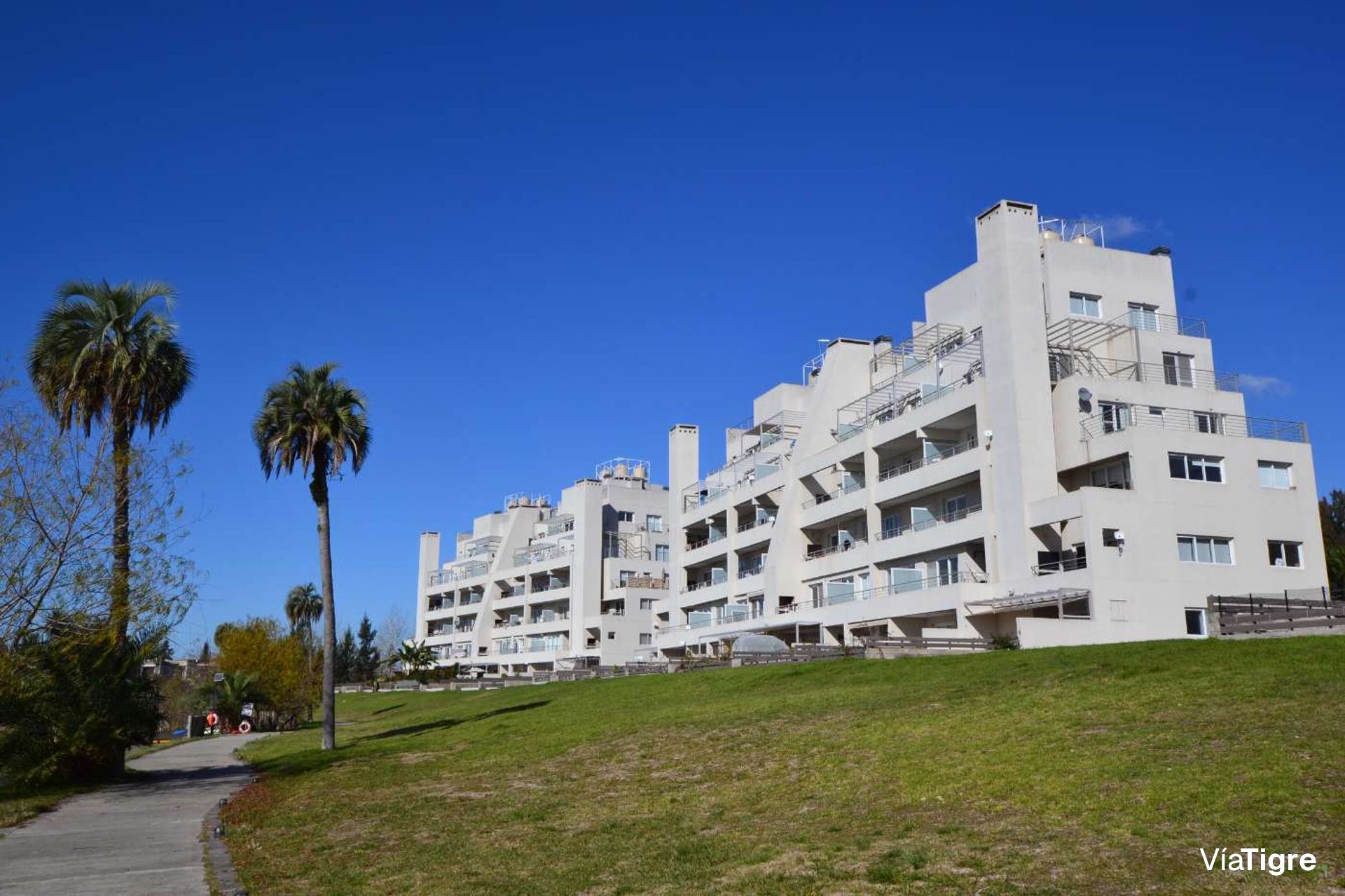 Venta departamento 2 amb al lago Vila Vela cochera