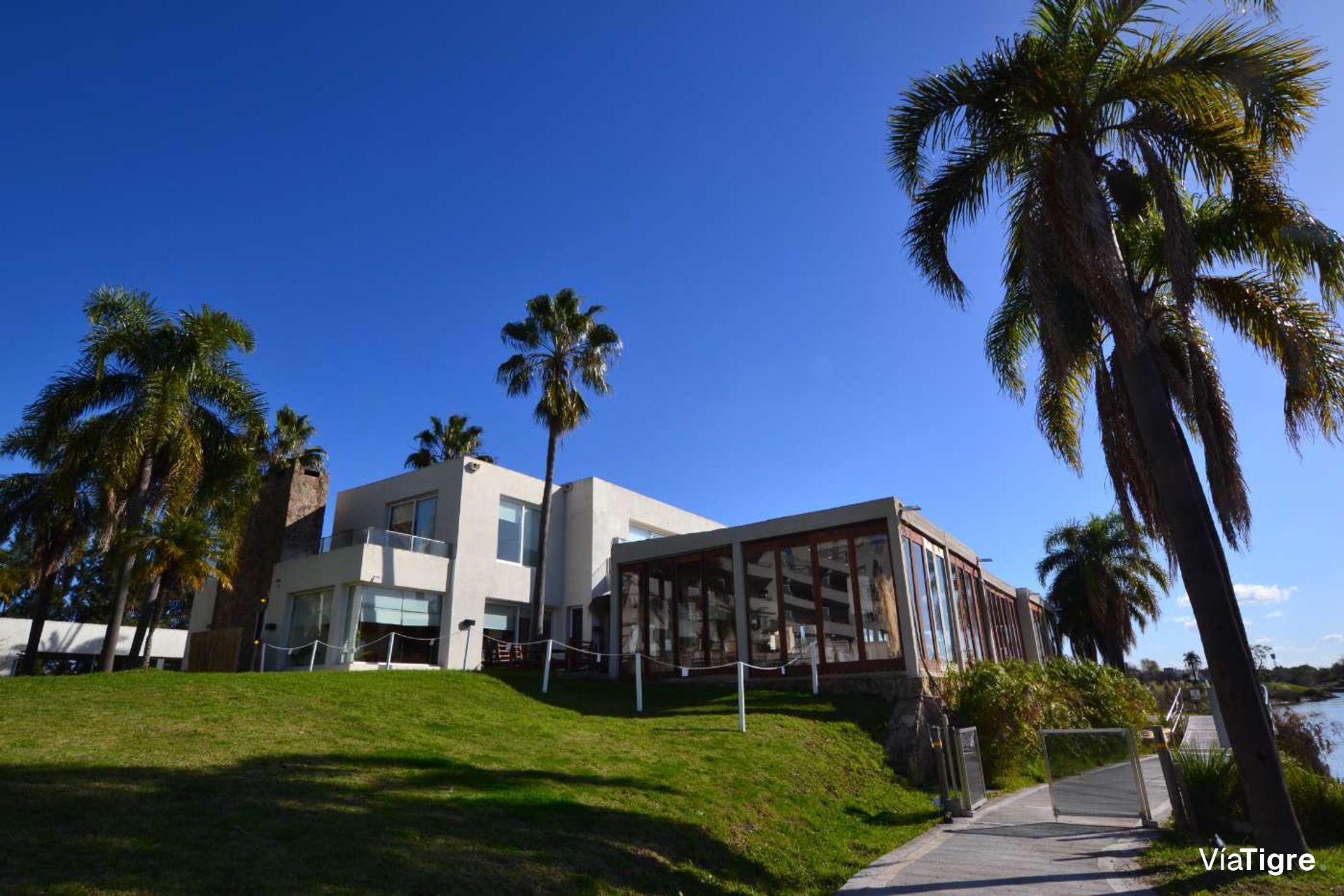 Venta departamento 2 amb al lago Vila Vela cochera