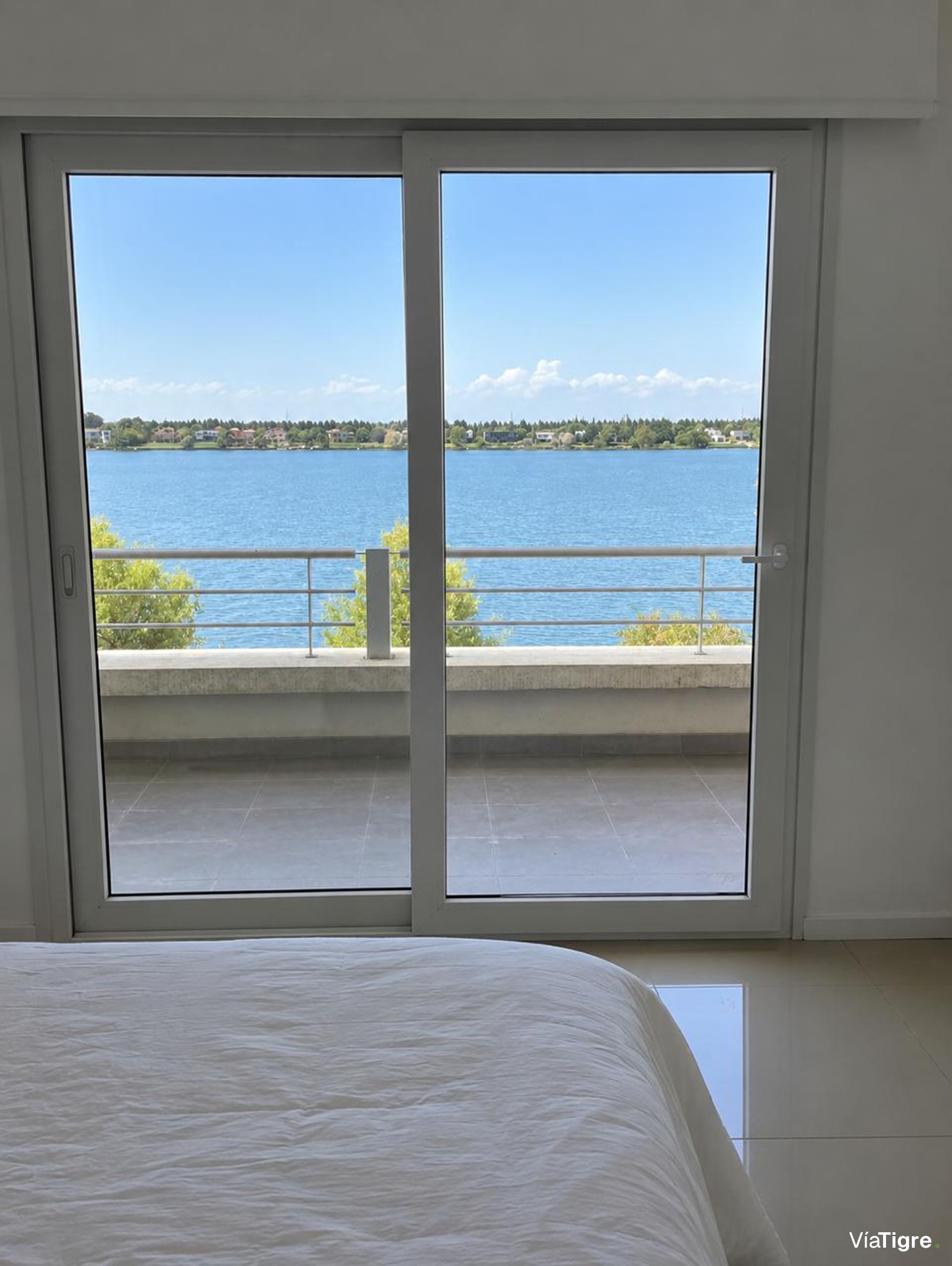 Venta departamento 2 amb al lago Vila Vela cochera