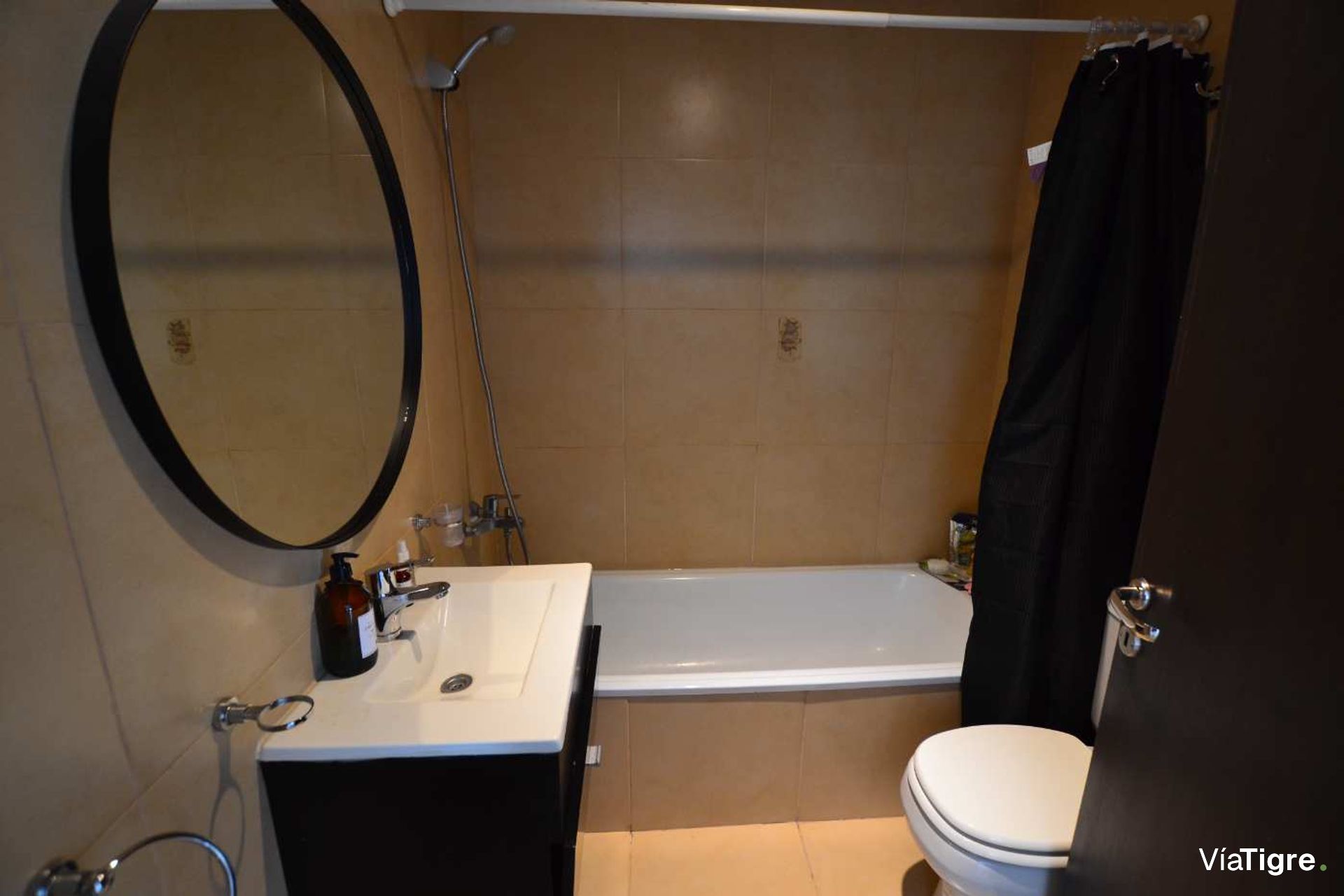 Venta departamento 2 amb al lago Vila Vela cochera