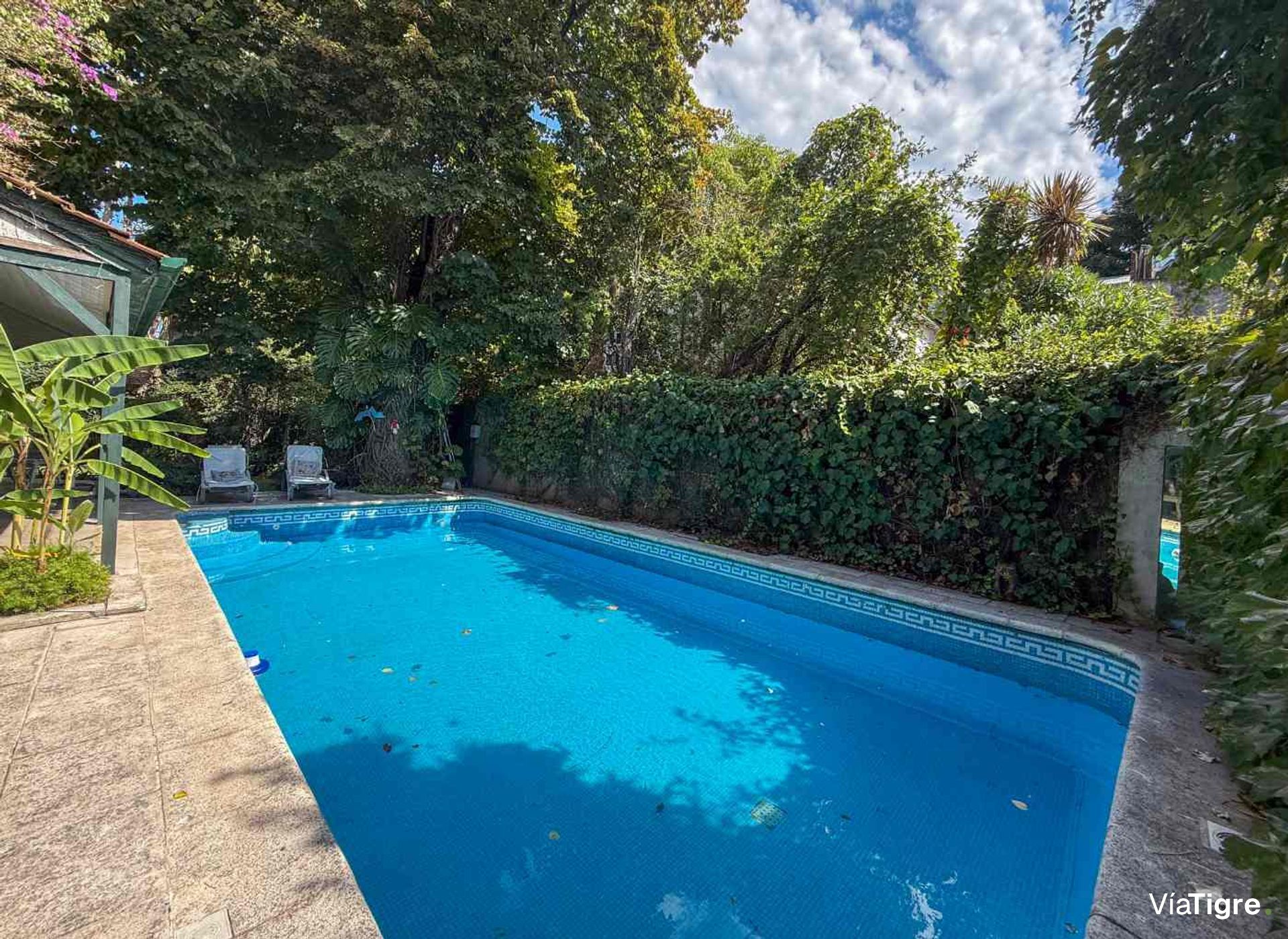 Venta Oficinas en Casona de 3 plantas -Tigre-
