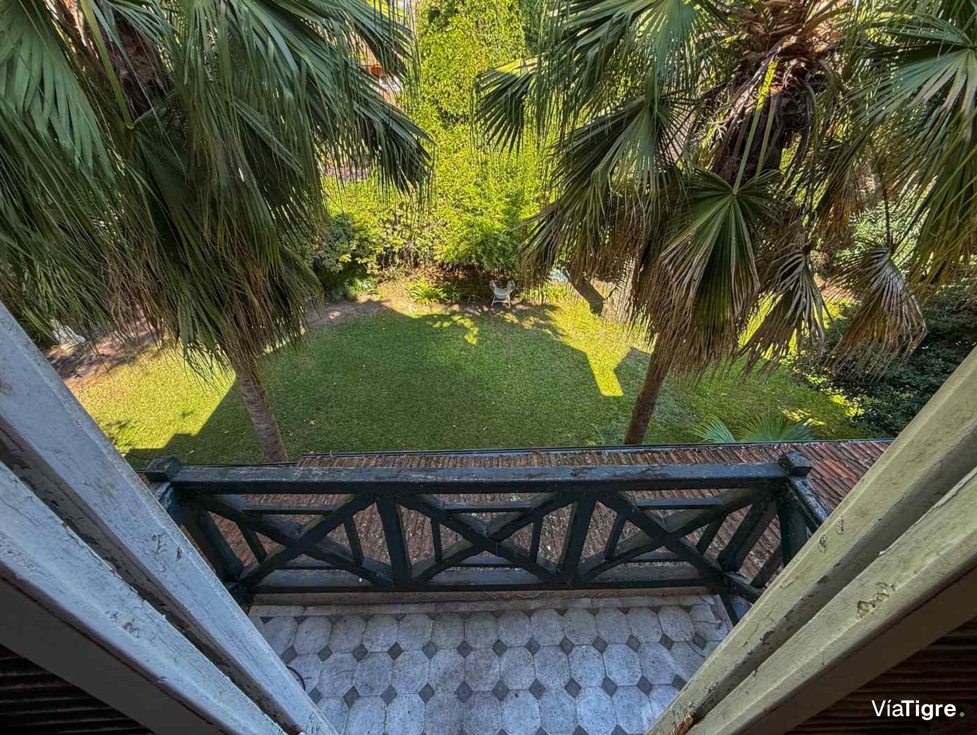 Venta Oficinas en Casona de 3 plantas -Tigre-