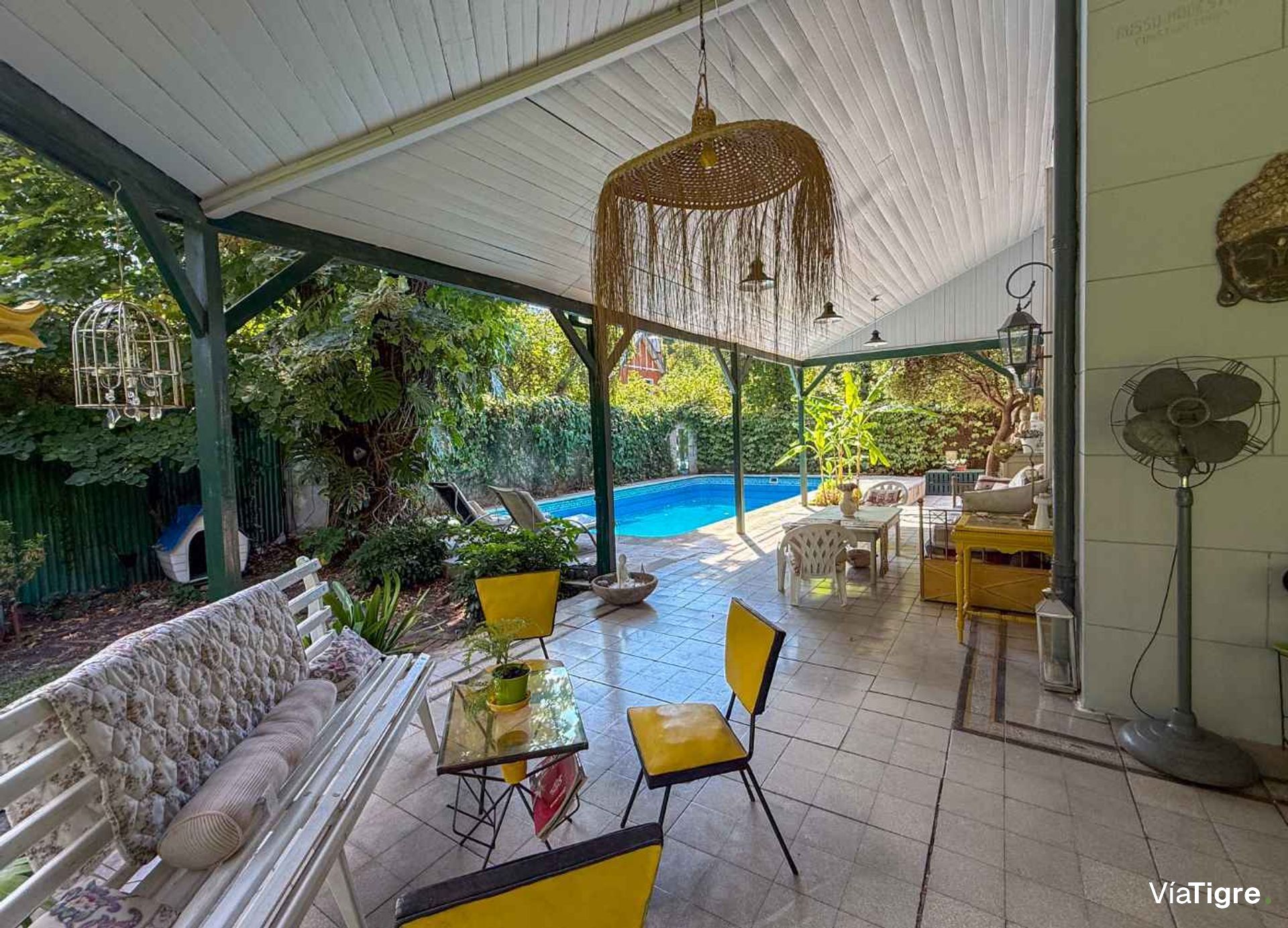Venta Casa Local en esquina Casco Historico Tigre