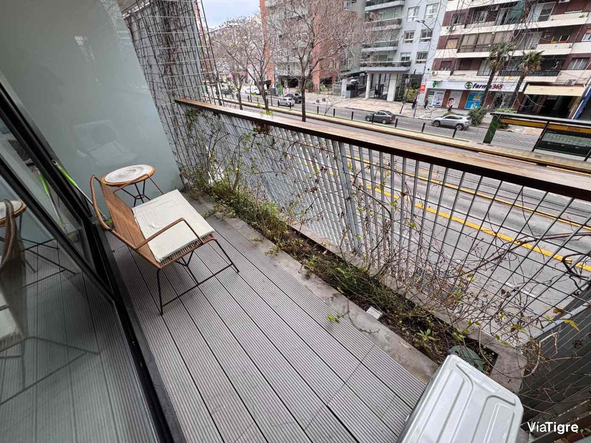 Monoambiente Luminoso Con Balcón En Zona Norte