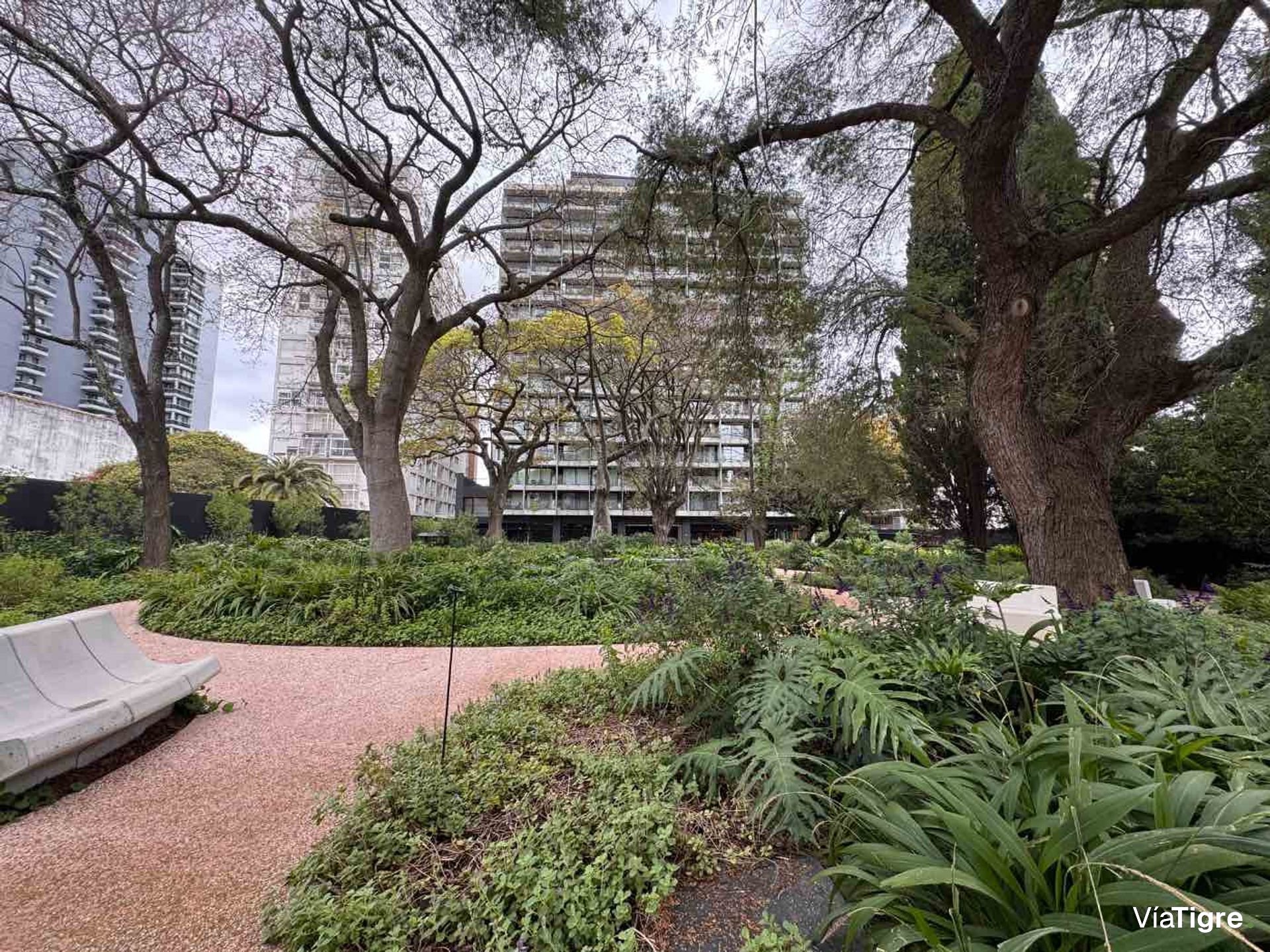 Monoambiente Luminoso Con Balcón En Zona Norte