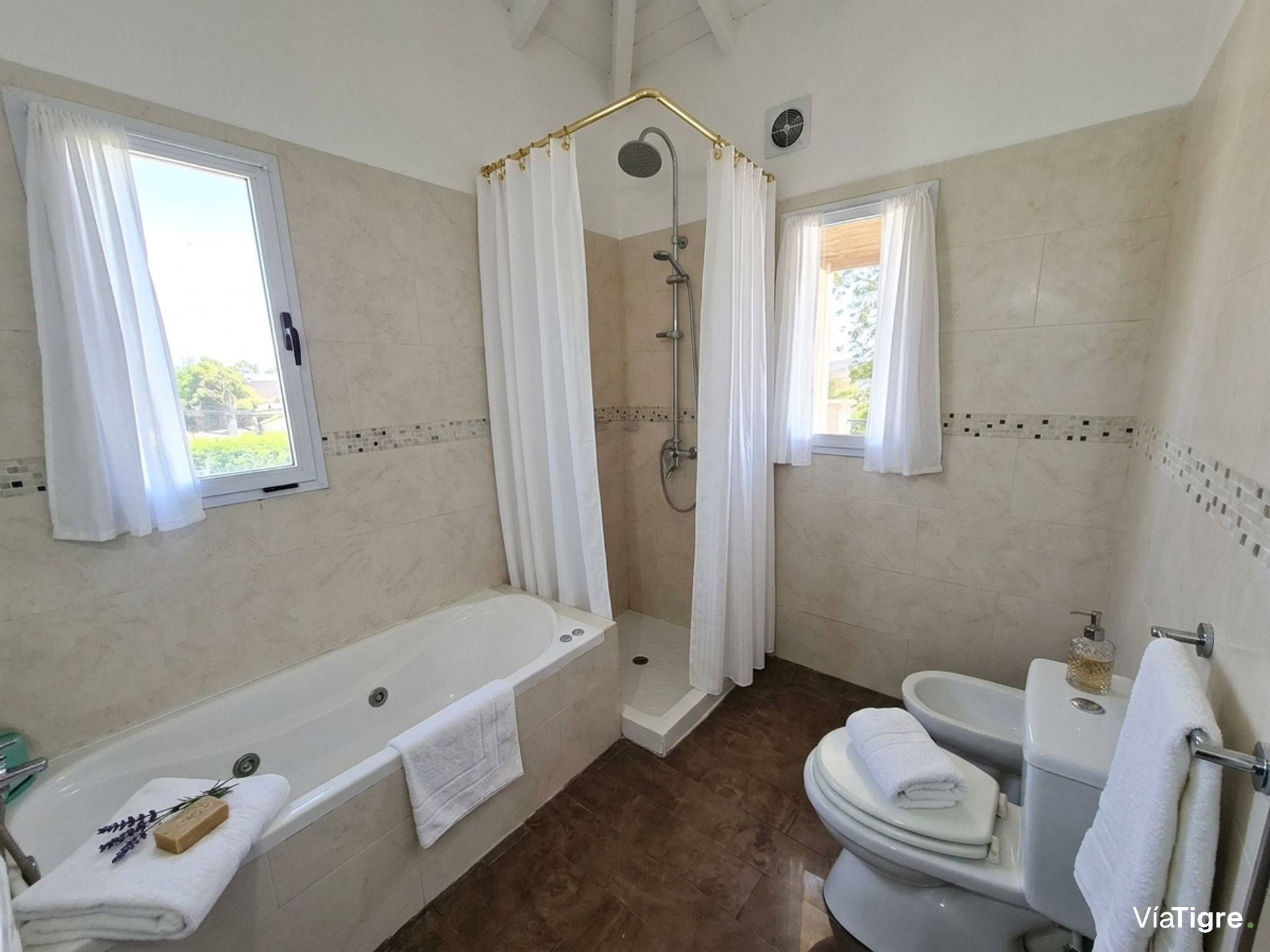 Casa en Venta a la Laguna en San Benito