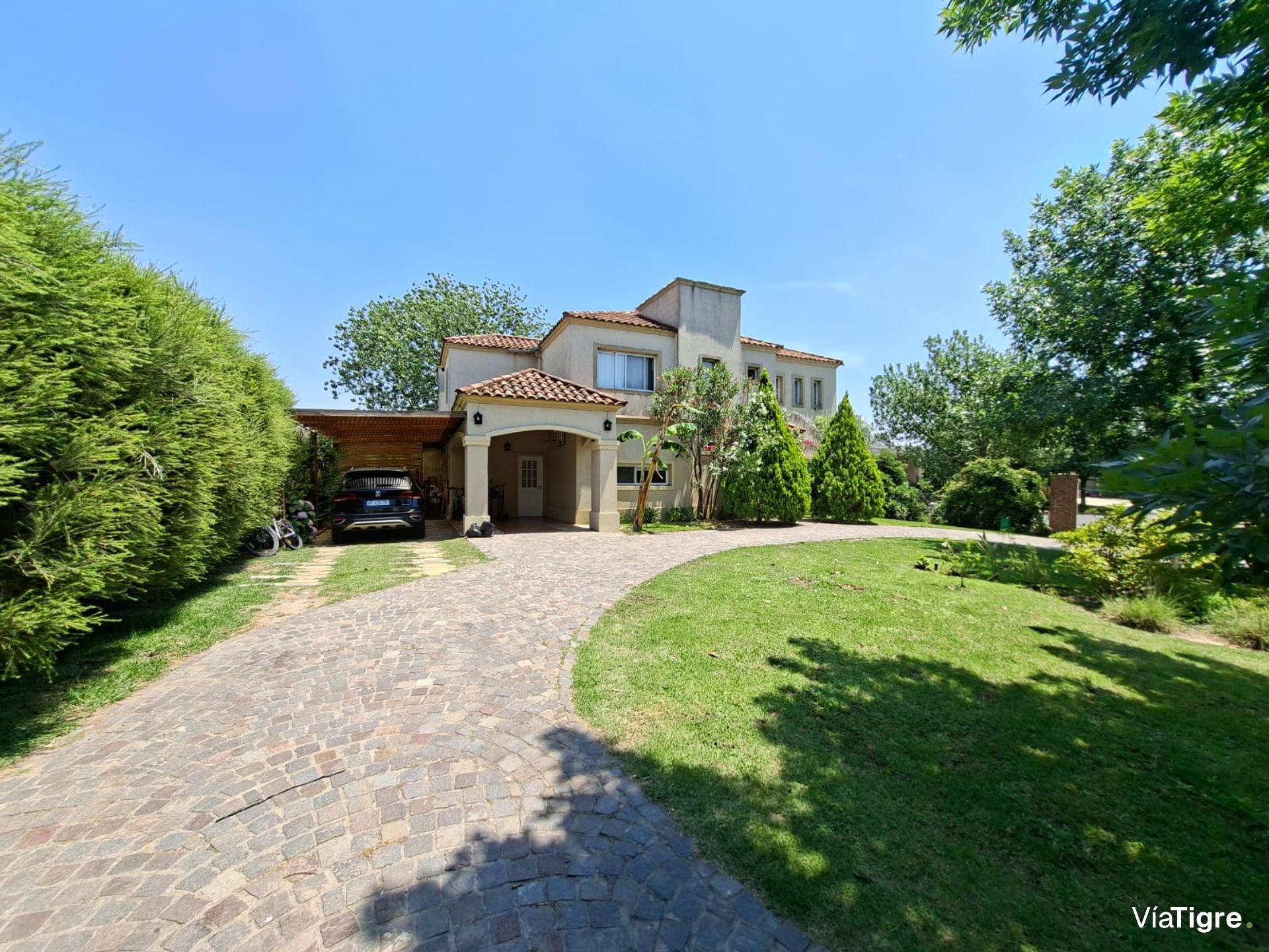 Casa en Venta a la Laguna en San Benito