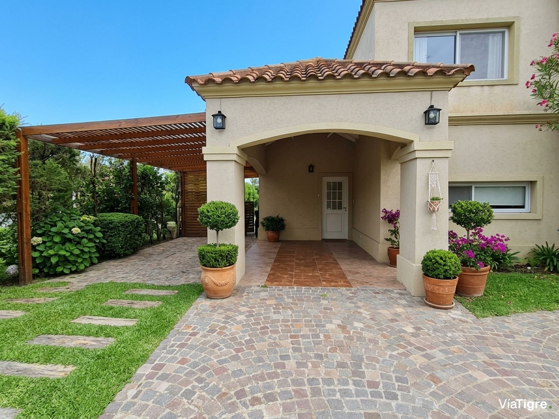 Casa en Venta a la Laguna en San Benito