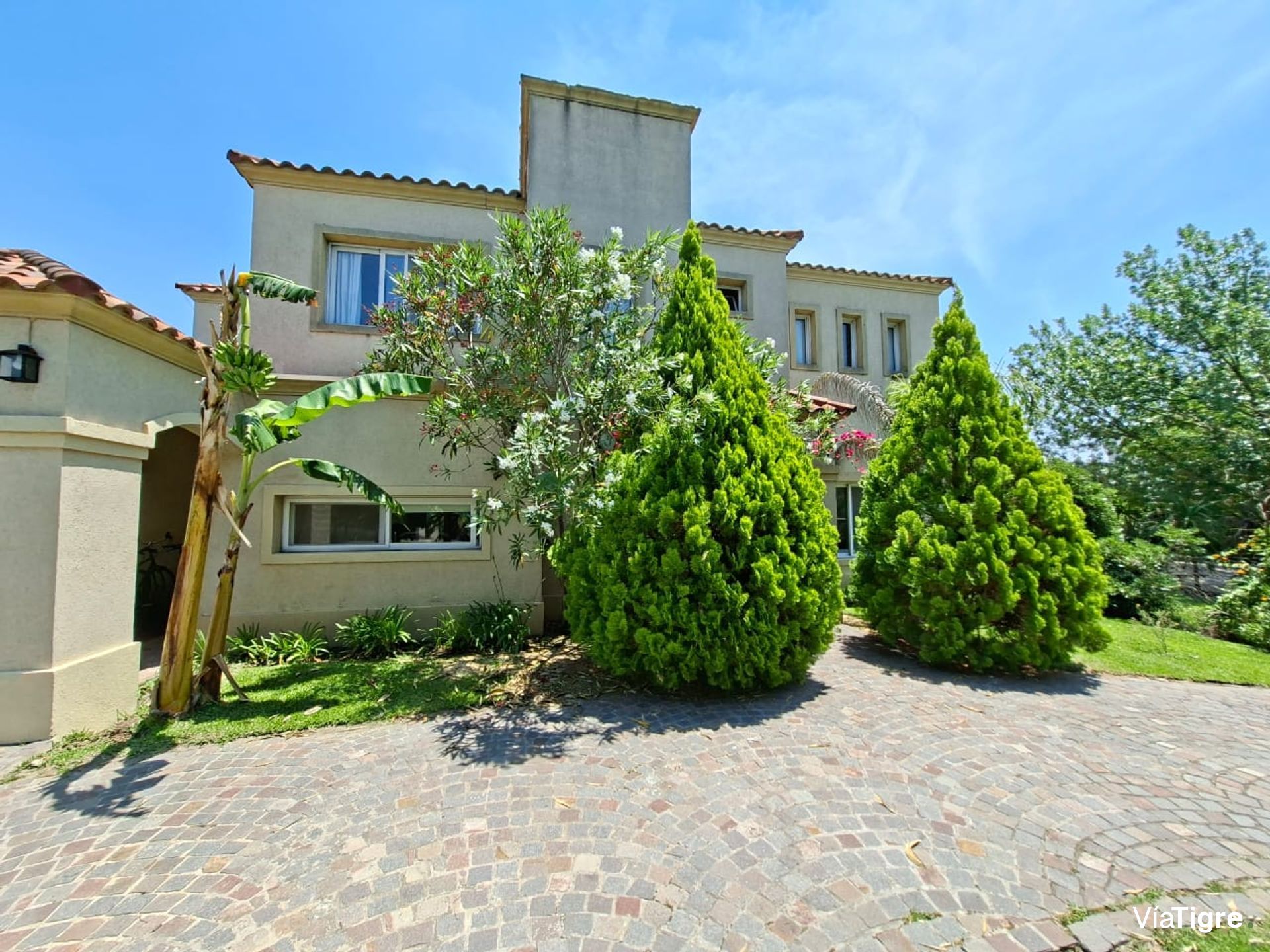 Casa en Venta a la Laguna en San Benito