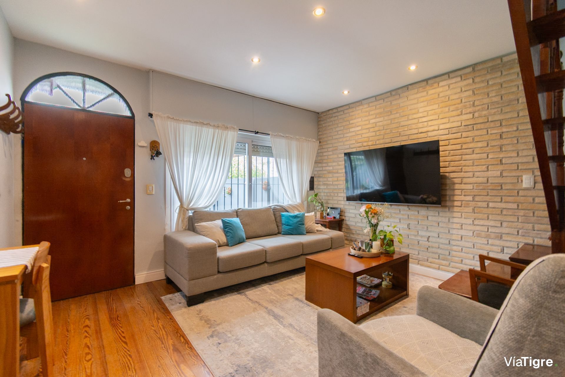 Venta Casa 5 Ambientes Olivos Jardin lote propio
