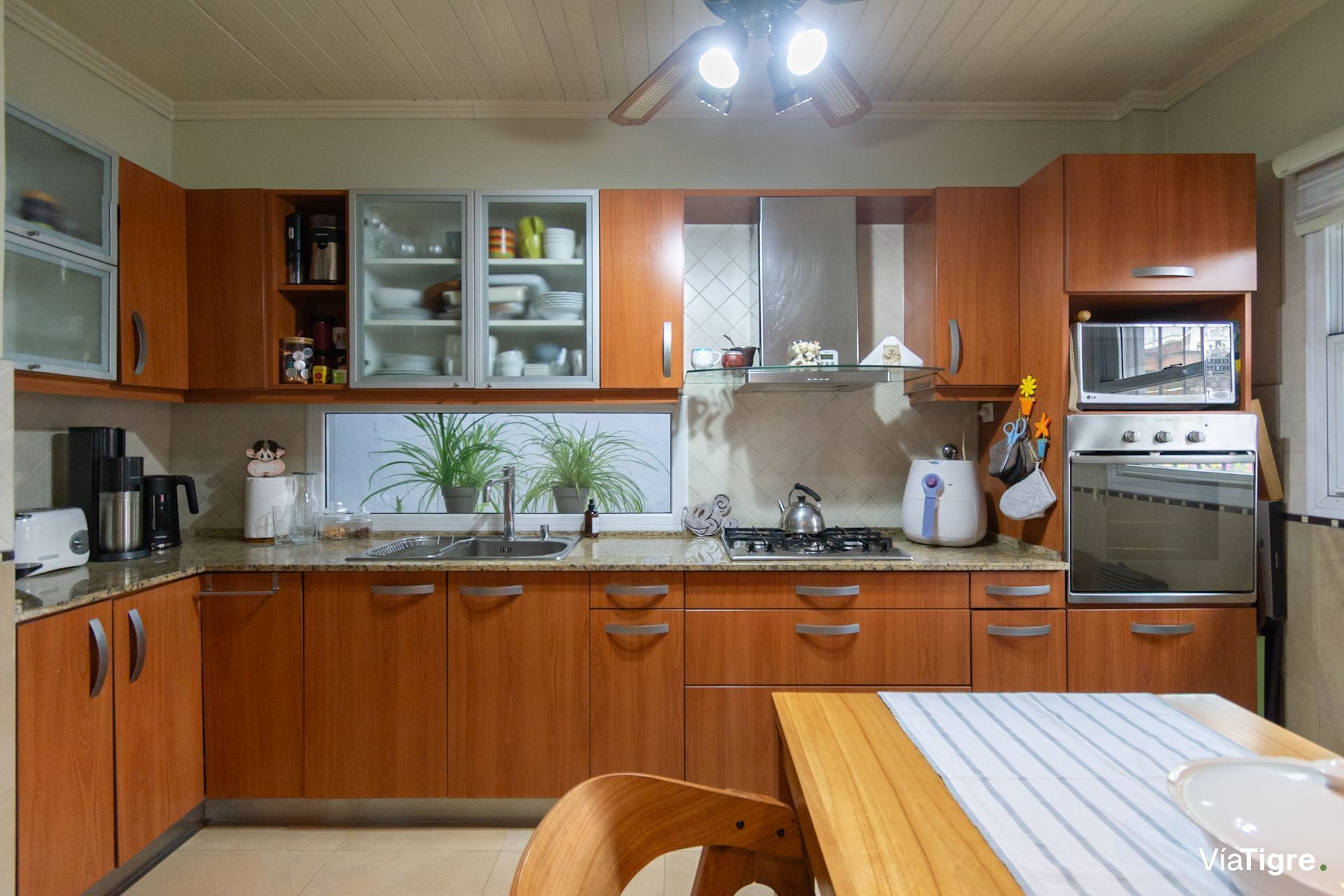 Venta Casa 5 Ambientes Olivos Jardin lote propio