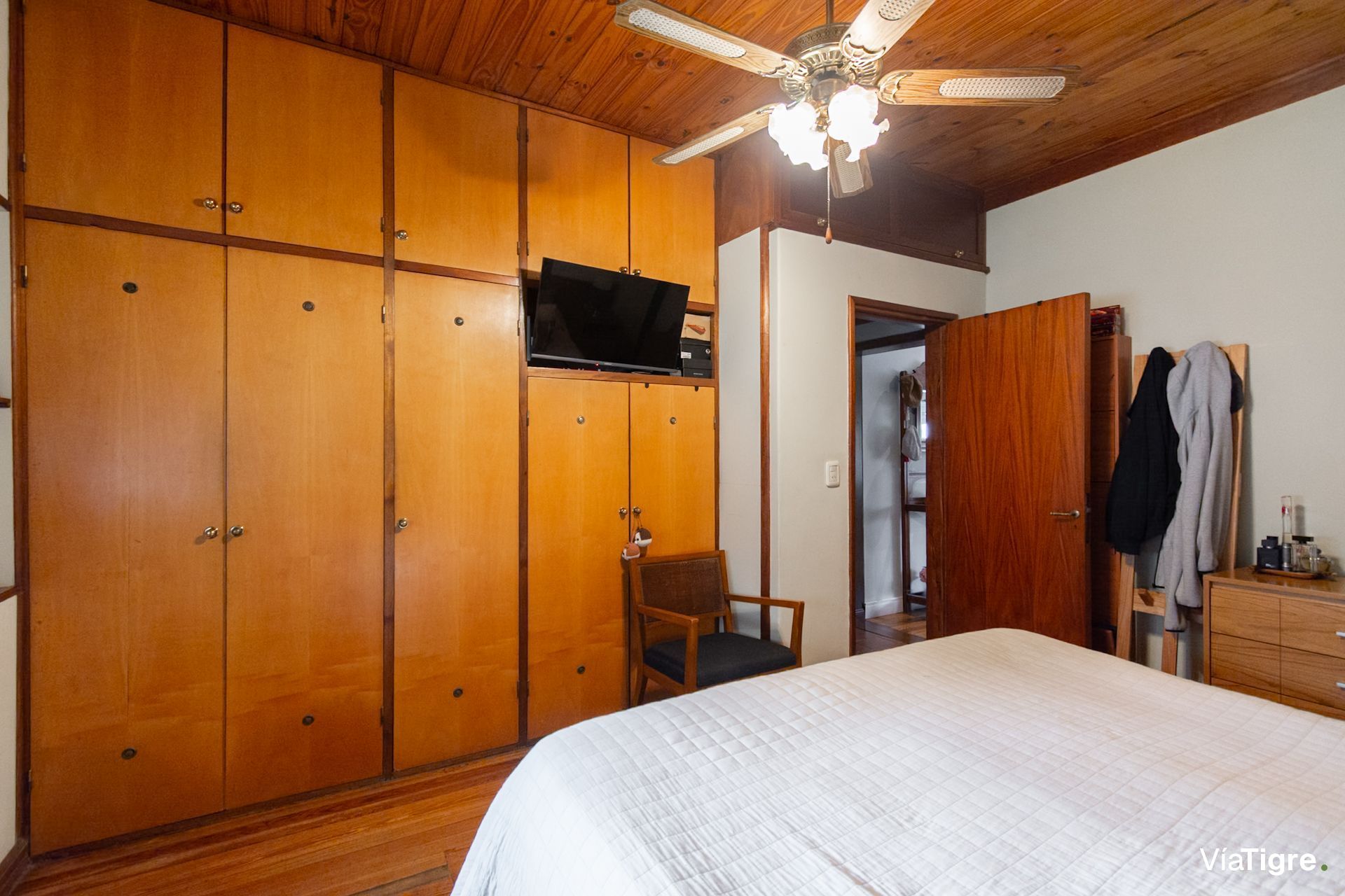 Venta Casa 5 Ambientes Olivos Jardin lote propio