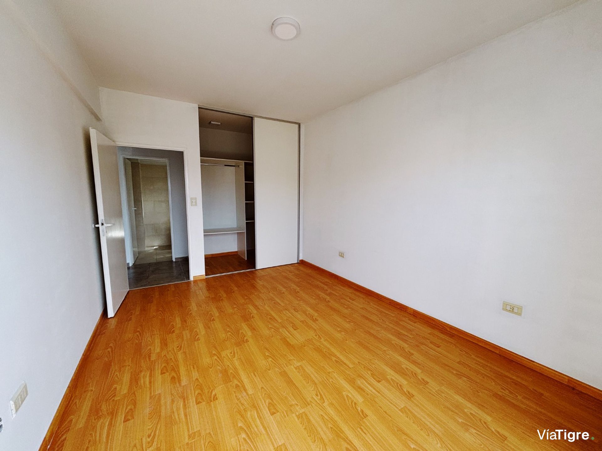 Departamento 2 ambientes c/cochera Alquiler- Tigre