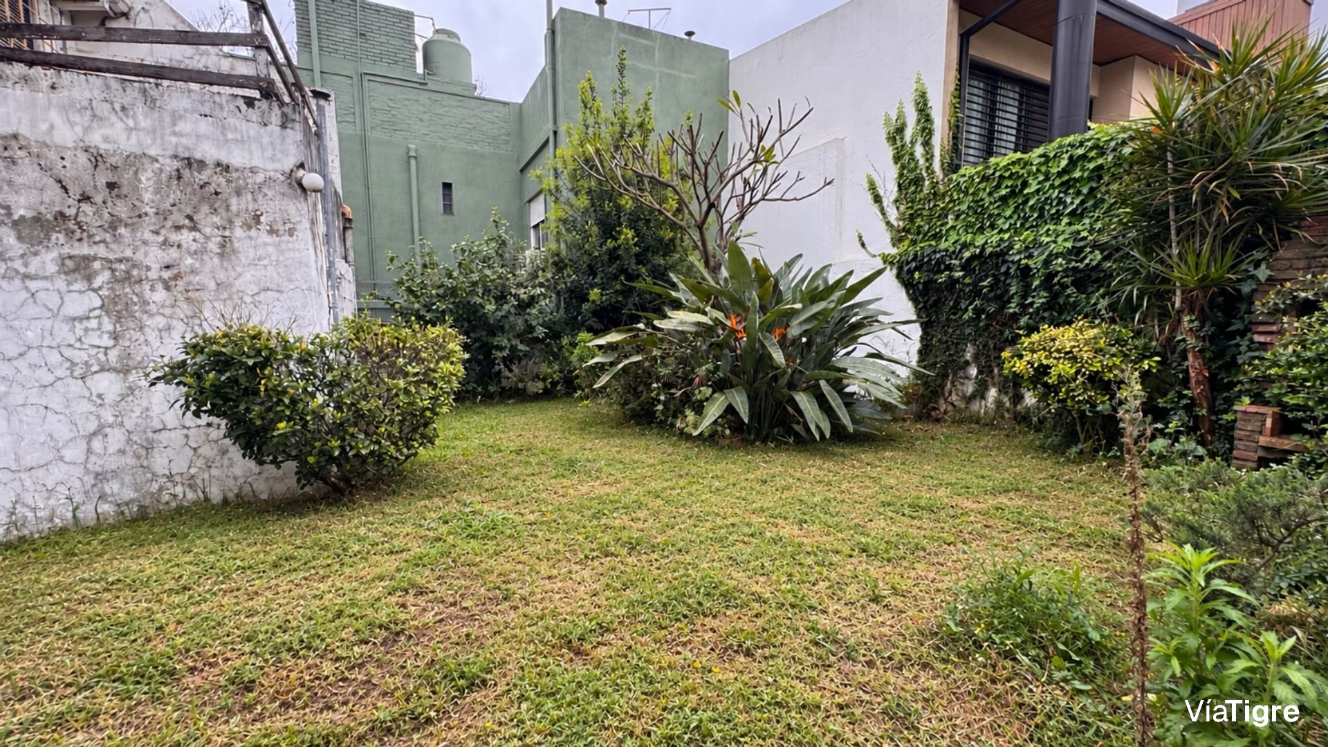 Casa 6 amb venta Florida V. López con parrilla