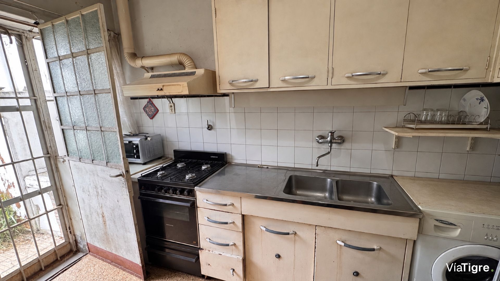 Casa 6 amb venta Florida V. López con parrilla